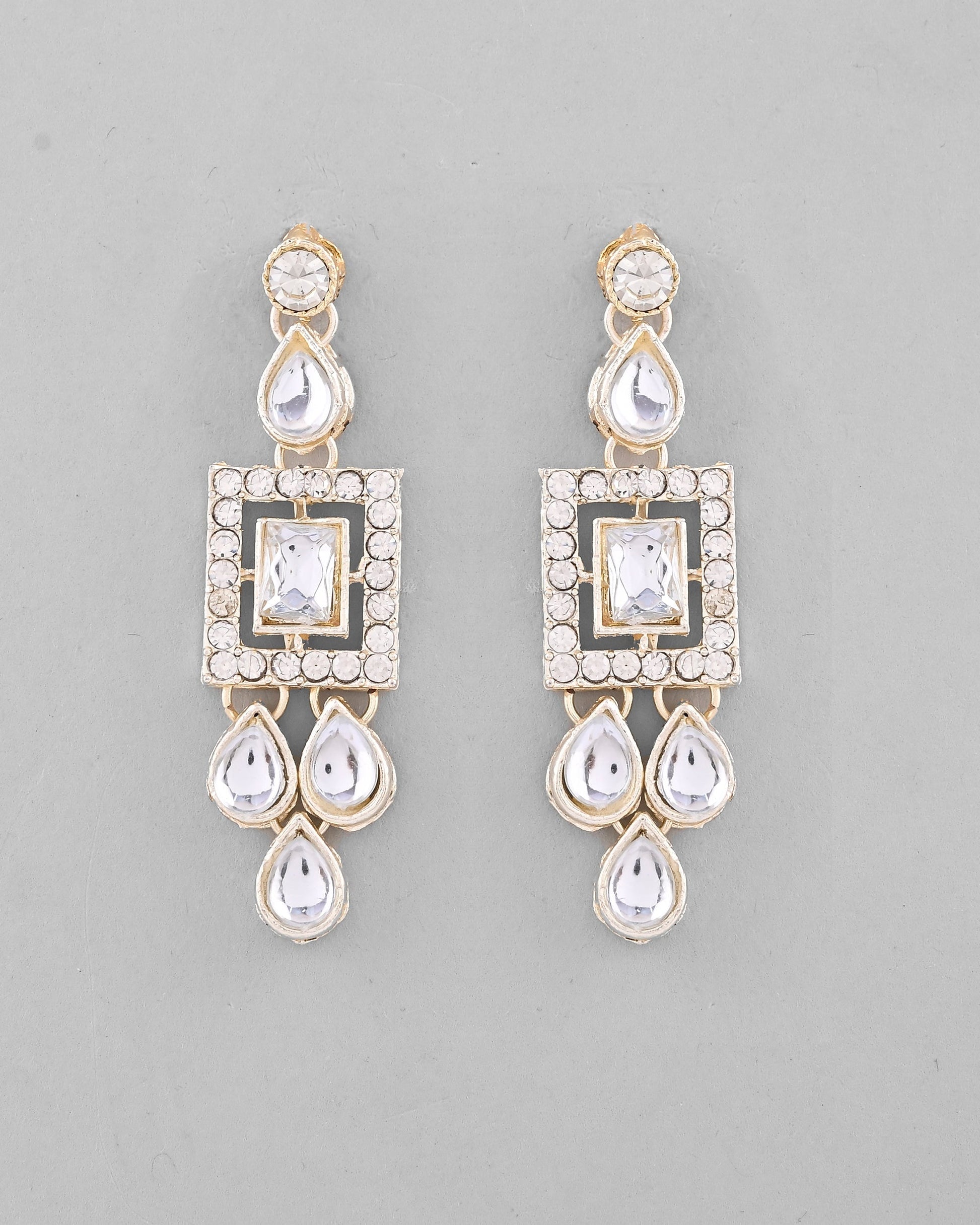 VOJ Silver Plated Stone Studded Designer Necklace With Earrings And Mangtikka VOJ (Valley Of Jewellery)