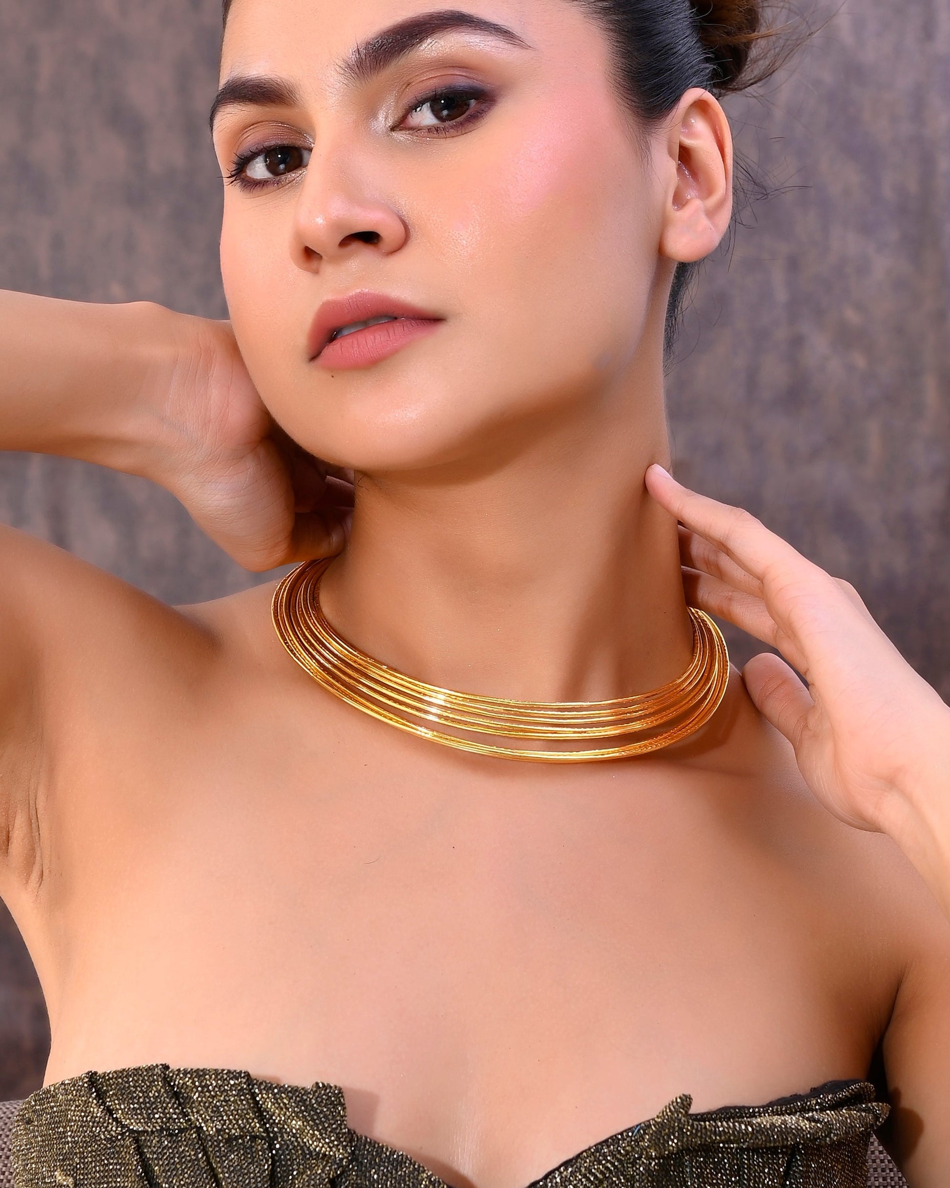 VOJ Gold-Polished Muti Layared Hasli Necklace 