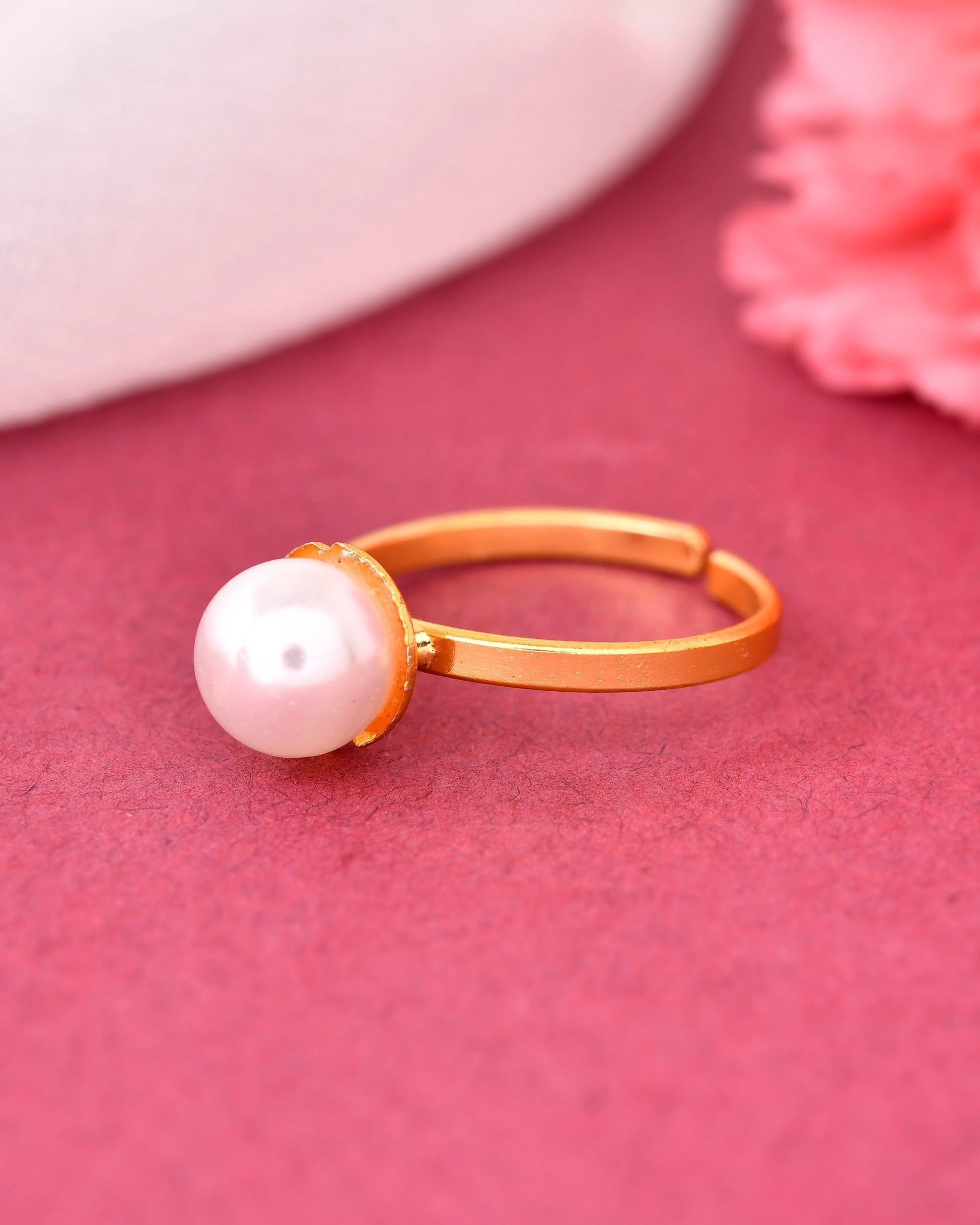VOJ Gold-Polished One Pearl Ring 