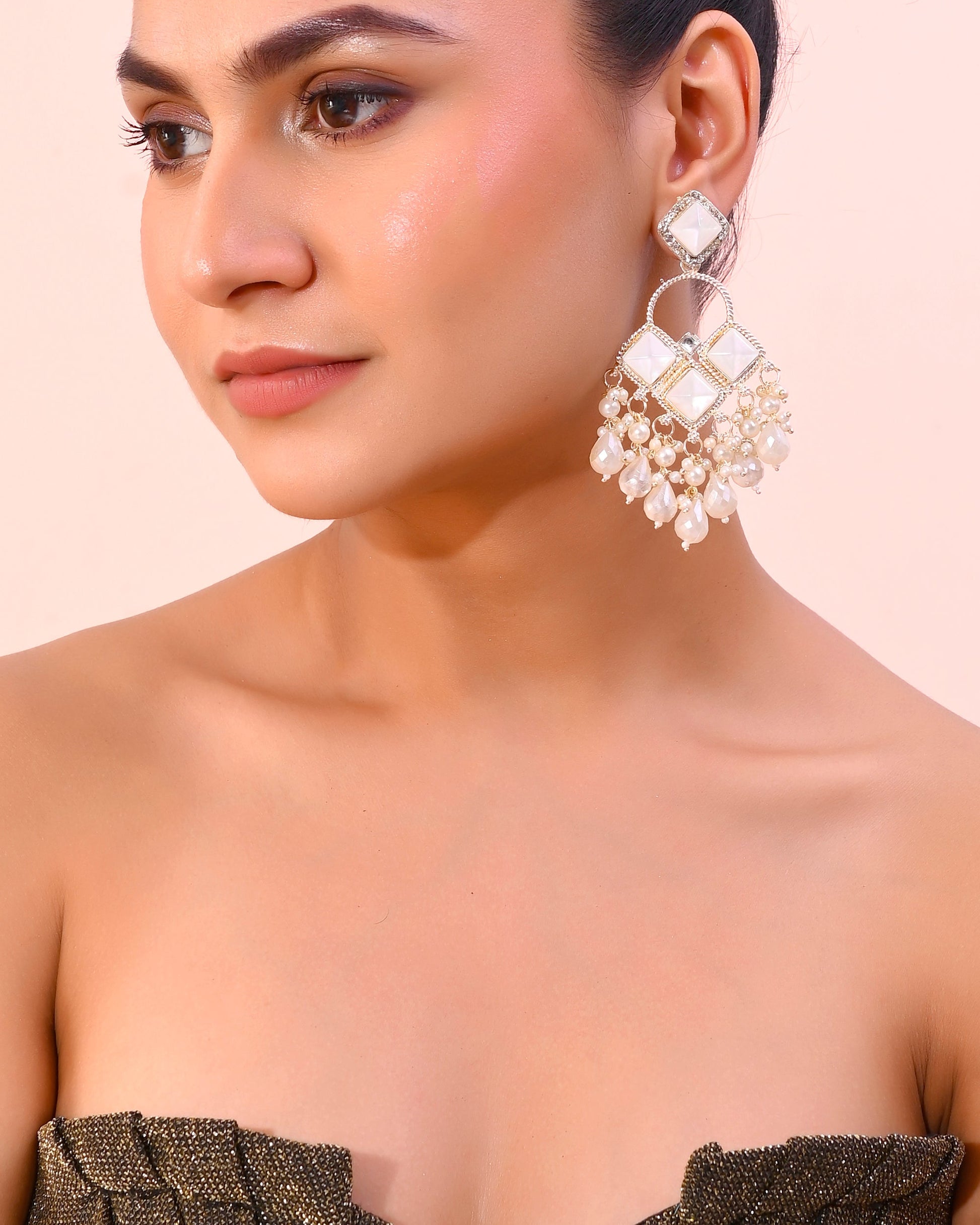 VOJ Gold-Polished geometrical Shaped Classic Drop Earrings