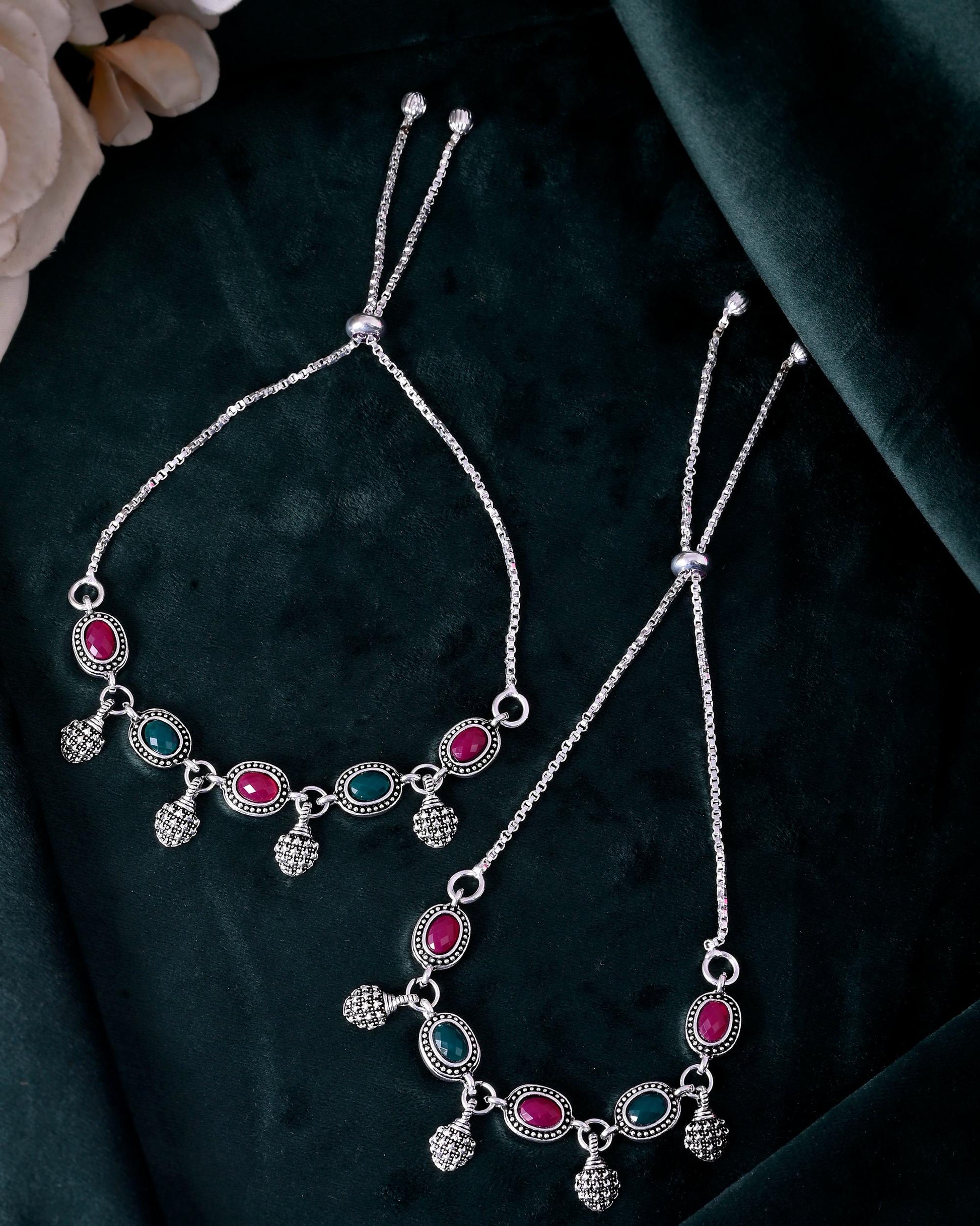VOJ Set of 2 Silver-Plated Artificial Stones Studded Anklet 