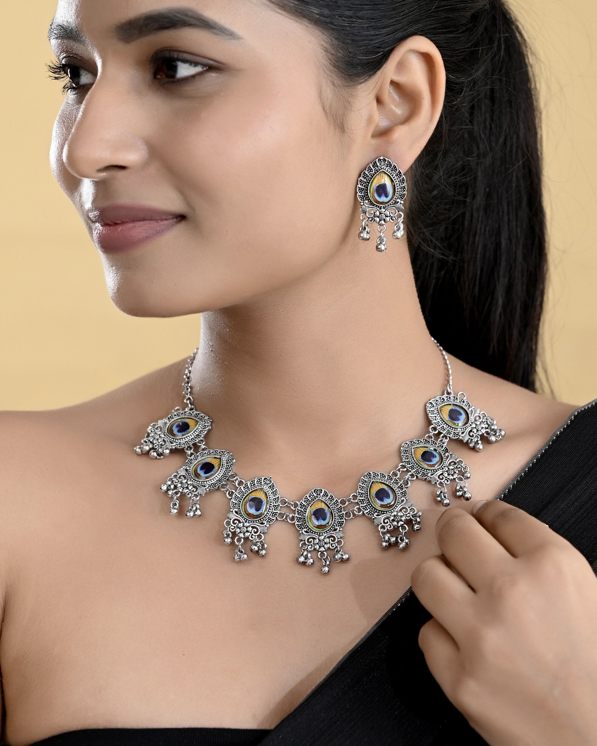 VOJ Silver Toned Peacock Printed Choker Necklace With Earrings Set VOJ (Valley Of Jewellery)