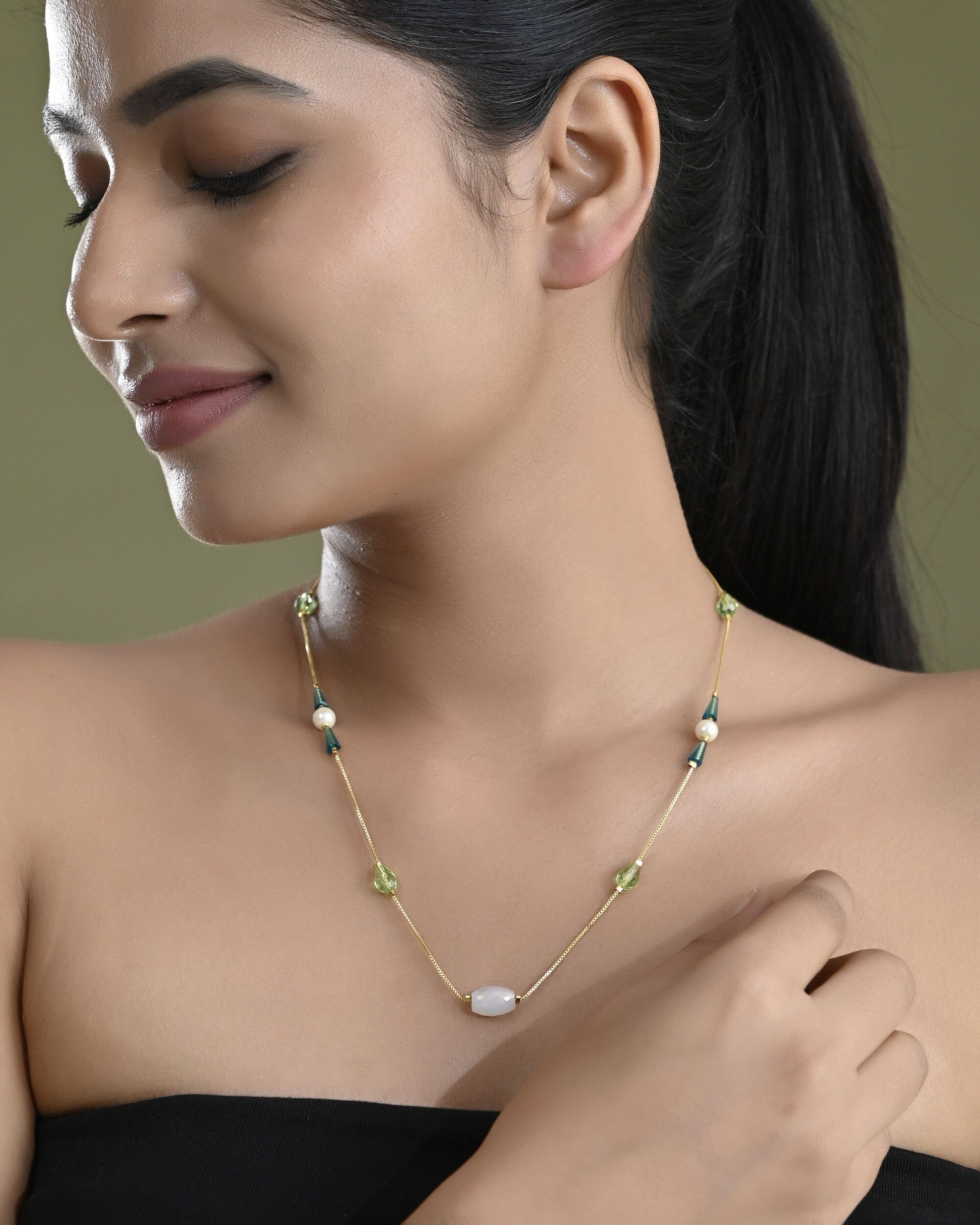 VOJ Gold-Polished Green Beaded Chain For Women 