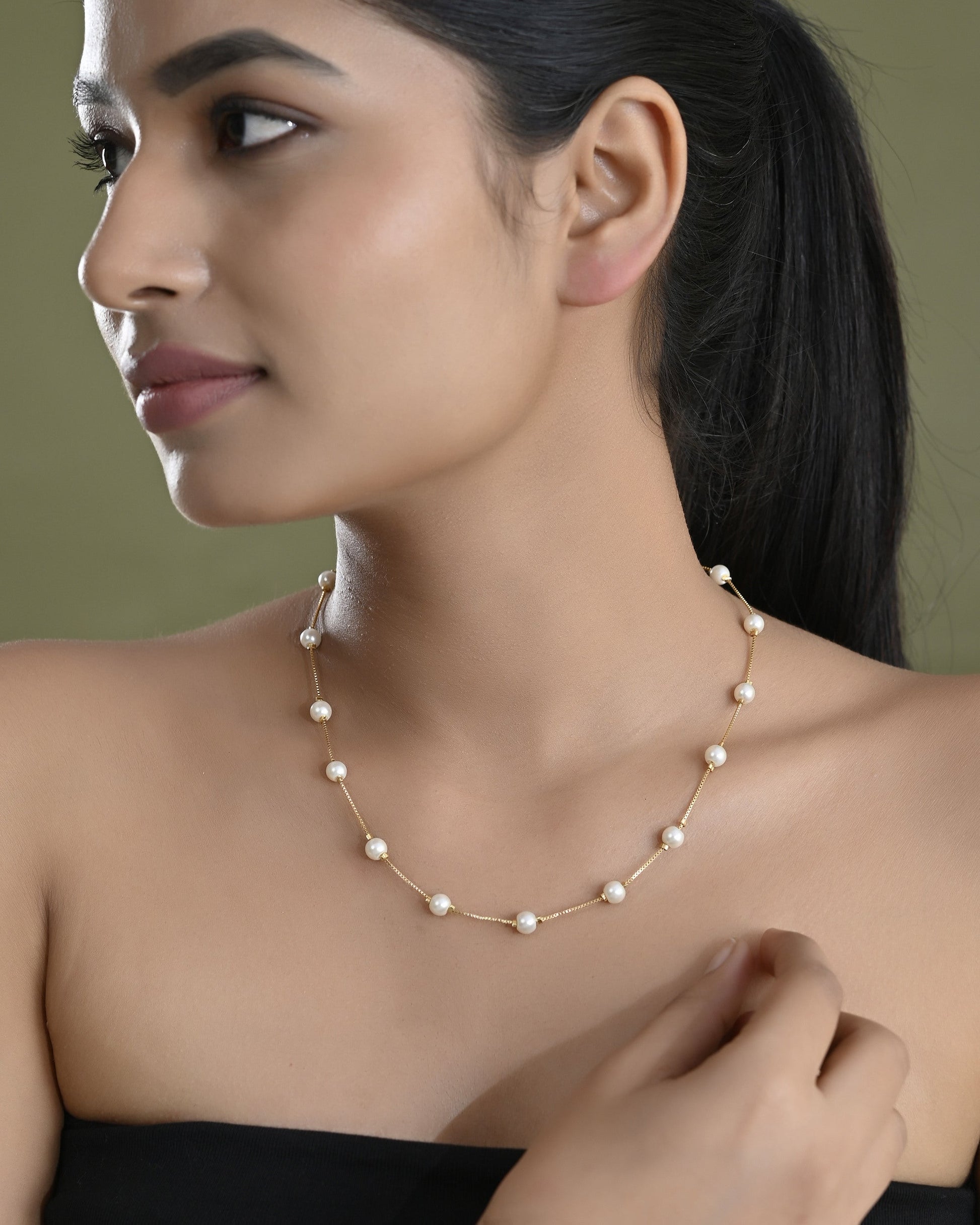 VOJ Gold-Polished Pearl Chain For Women 