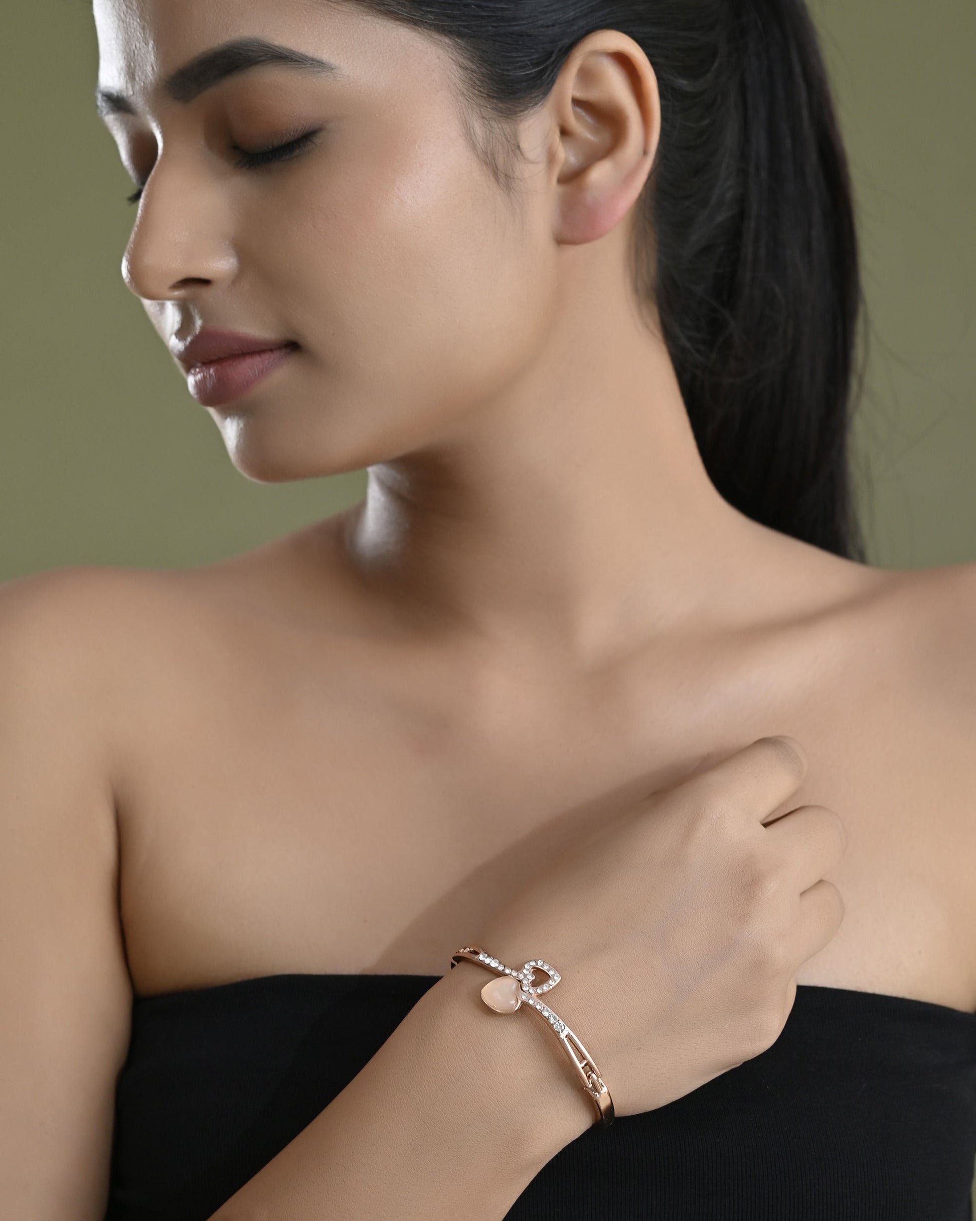 VOJ Gold-Polished Heart Shaped Stone Studded Kada Bracelet VOJ (Valley Of Jewellery)