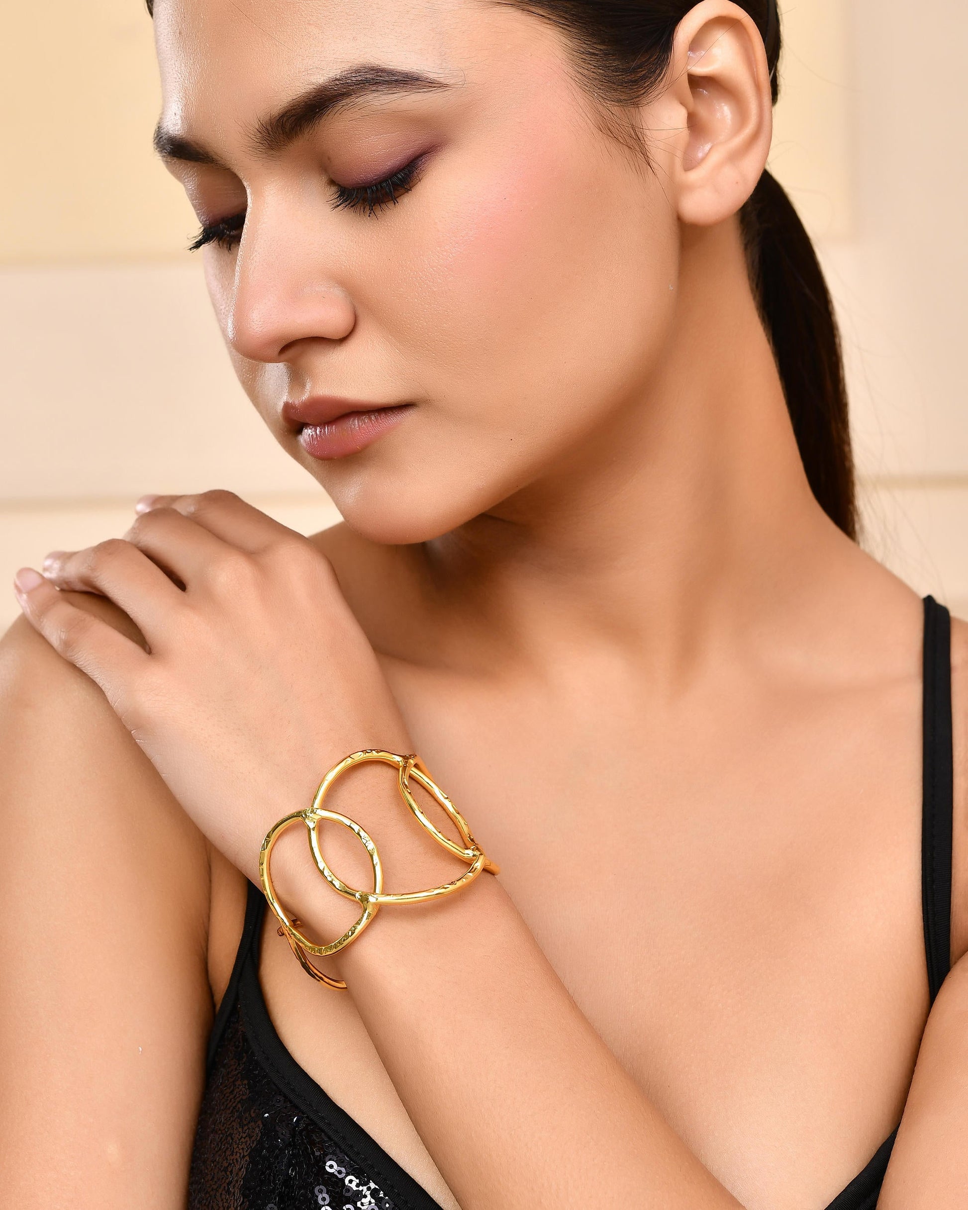 VOJ Gold-Polished Classic Anti Tarnish Kada Bracelet VOJ (Valley Of Jewellery)