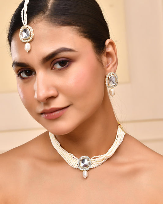 VOJ White Kundan Studded Choker Set VOJ (Valley Of Jewellery)