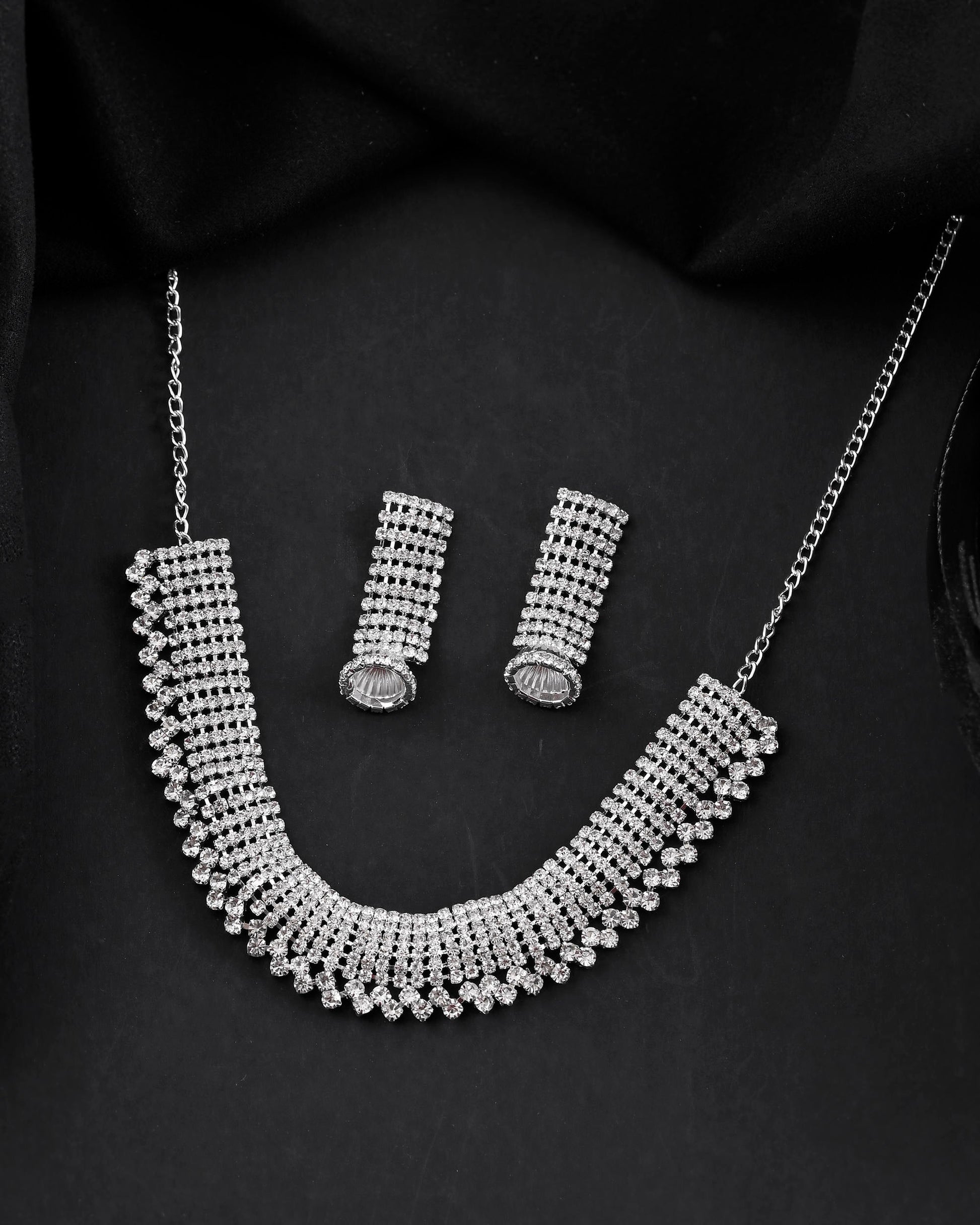 VOJ Silver-Plated Artificial Stones Studded Choker Jewellery Set VOJ (Valley Of Jewellery)