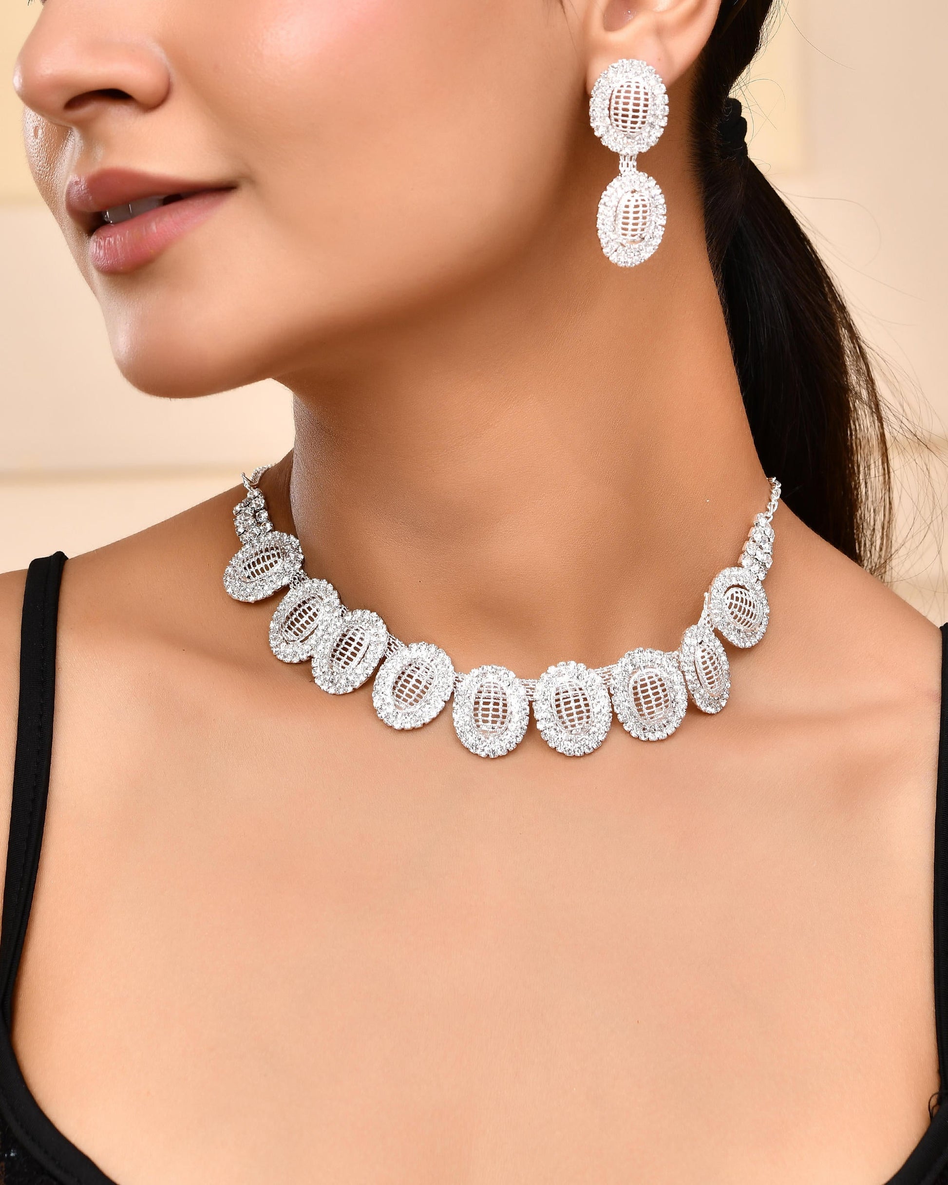 VOJ Silver-Plated Stones Studded Oval Shaped Jewellery Set VOJ (Valley Of Jewellery)