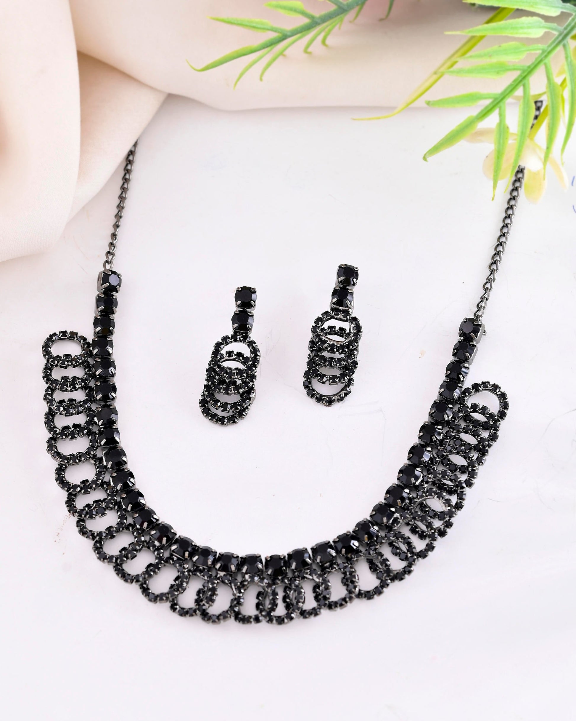 VOJ Black Circular Stone Studded Jewellery Set VOJ (Valley Of Jewellery)