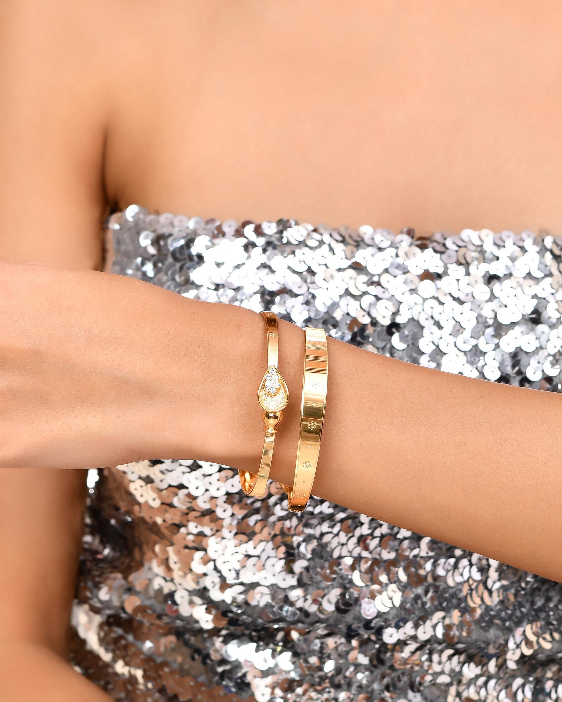 VOJ Set of 2 Gold-Polished Tear Drop Shaped Bangles VOJ (Valley Of Jewellery)