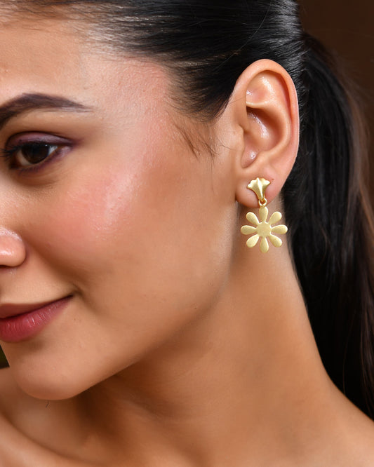 VOJ Gold Polished Anti Tarnish Flower Shaped Drop Earrings