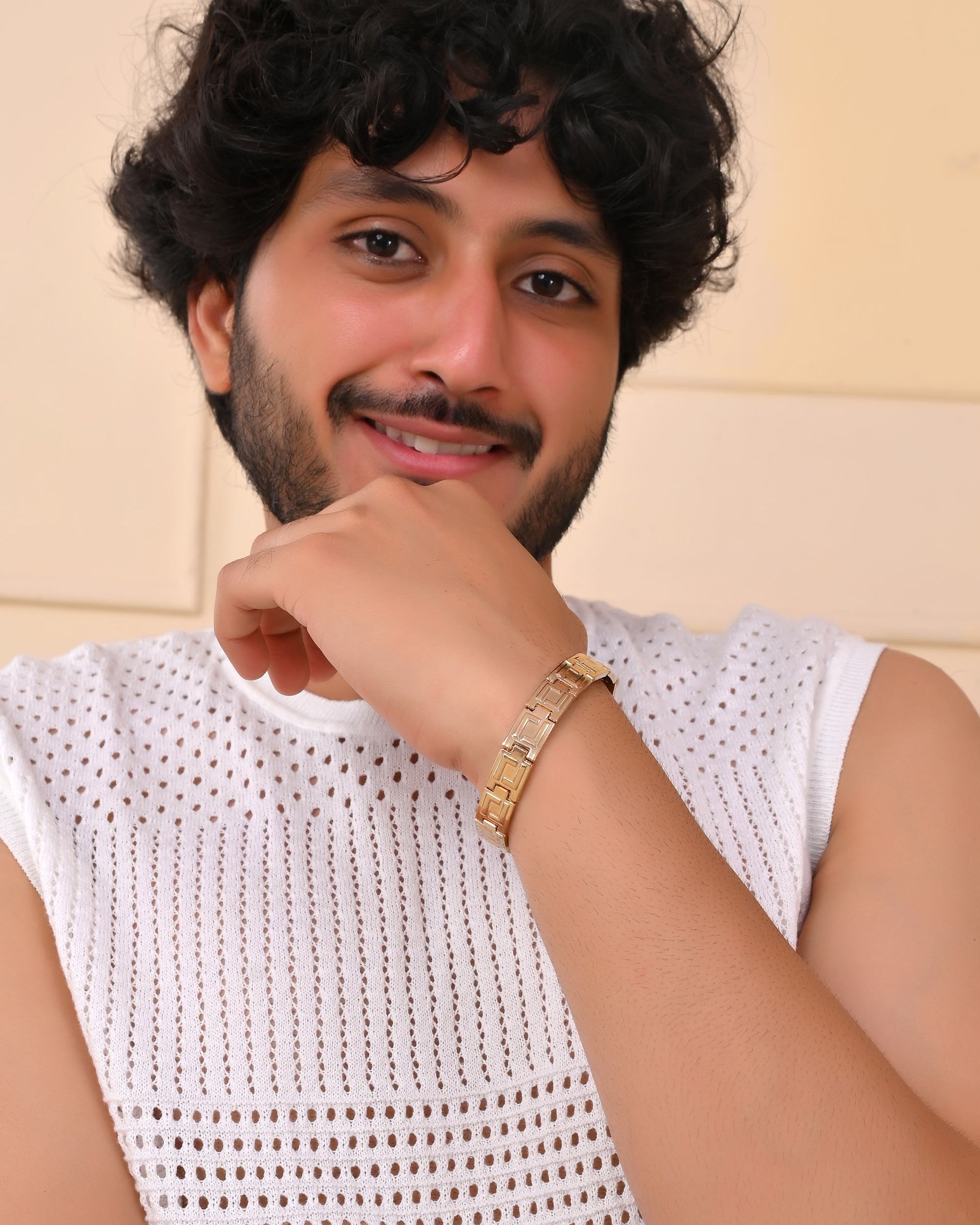 VOJ Men's Gold Polished Stainless Steel Link Bracelet VOJ (Valley Of Jewellery)