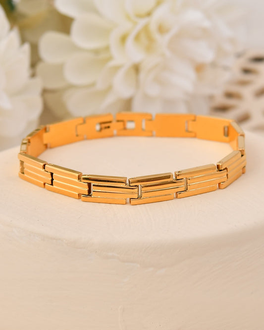 VOJ Gold Polished Linked Designed Bracelet For Men's VOJ (Valley Of Jewellery)