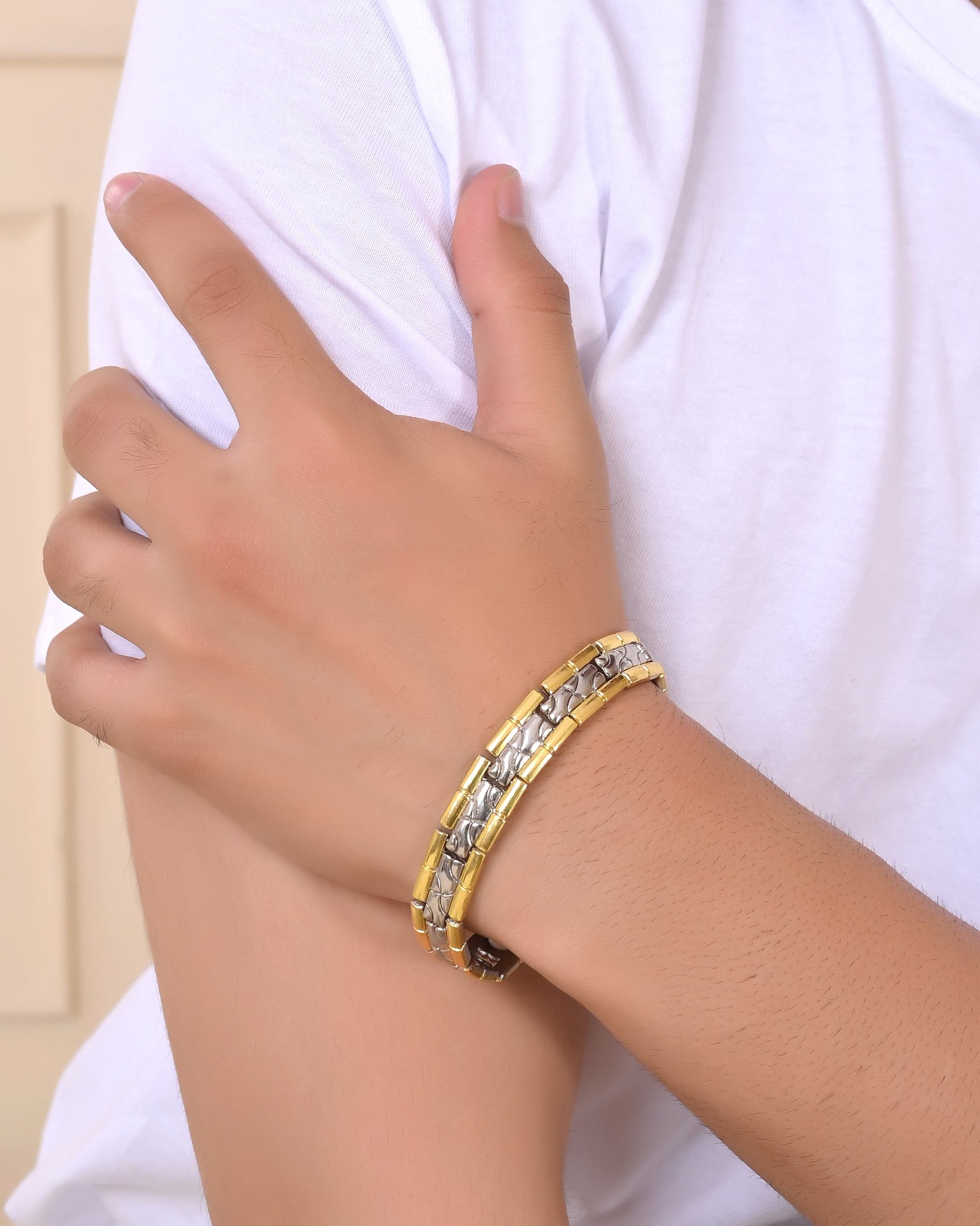 VOJ Silver And Gold Polished Textural Designed Linked Shaped Men's Bracelet VOJ (Valley Of Jewellery)