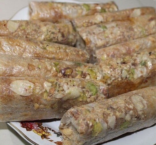 Vellanki Foods - Edible Rice Paper sweet(Dryfruit) / Pootharekulu(Dry fruit) With Jaggery 