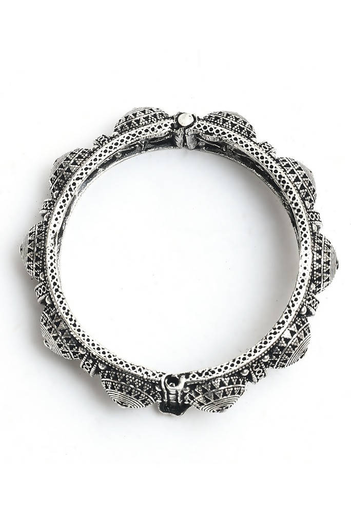 Mominos Fashion Kamal Johar Oxidised Silver-Plated Handcraft Bracelet