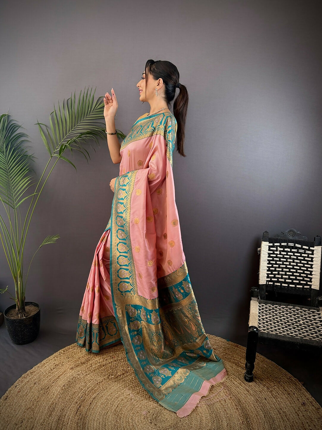 Joban Fashion Teal Butti Banarasi Silk Sarees | Swadesiicart