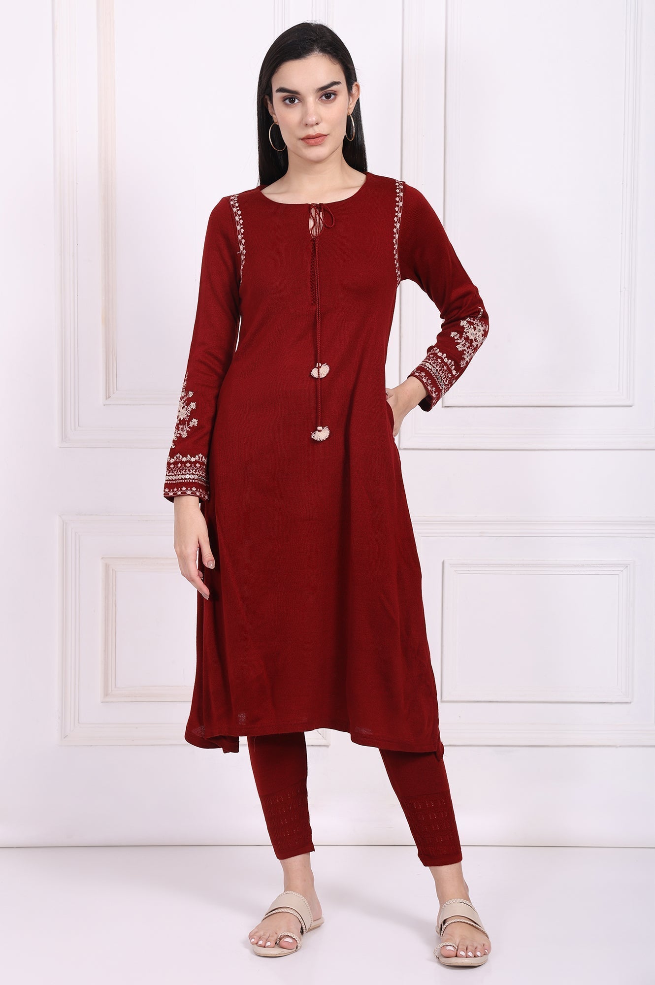 W for Woman Red Solid Acrylic Winter Legging