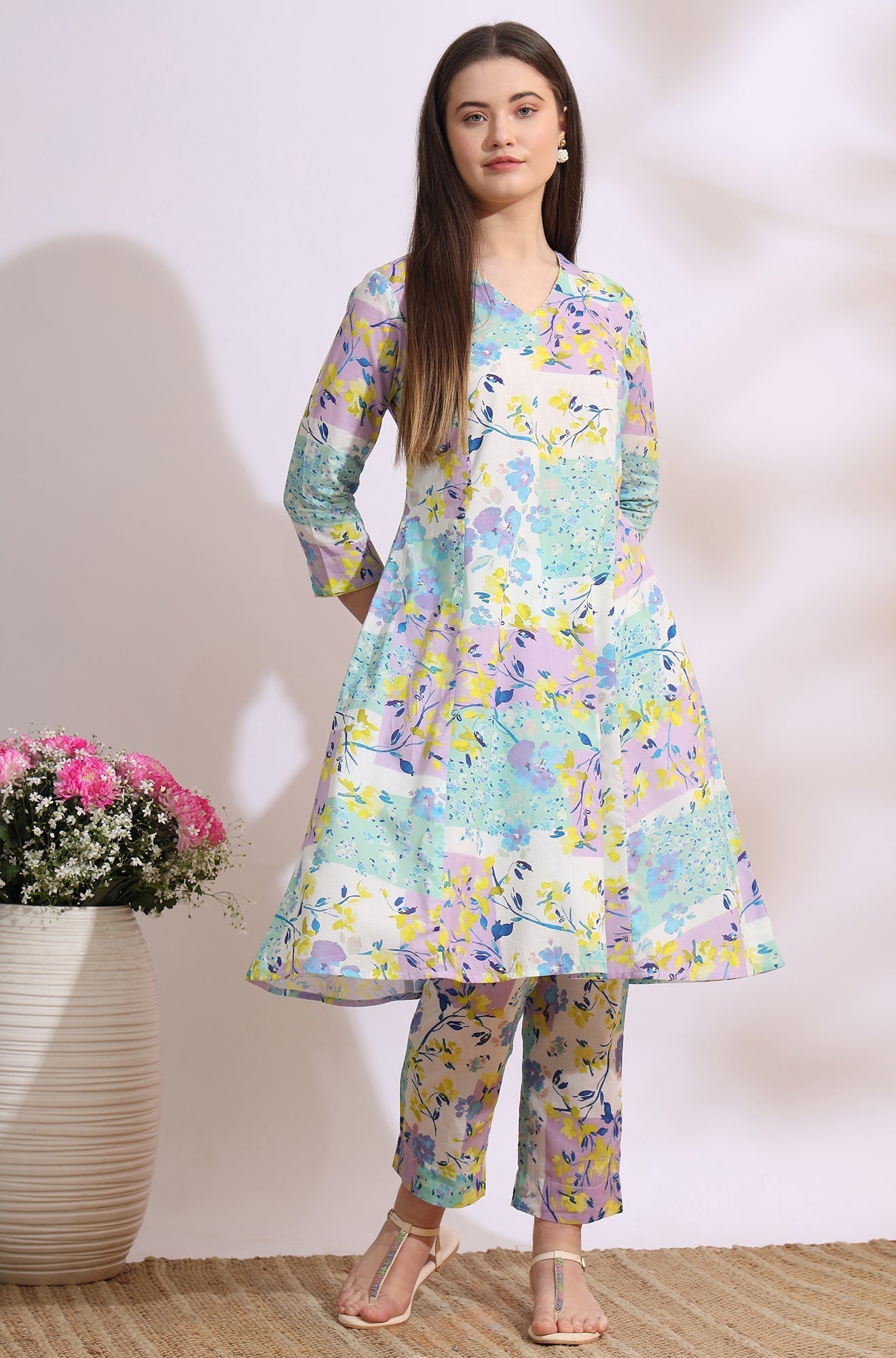 W for Woman White Floral Printed Flared Pure Cotton Kurta and Pants Co-ord Set