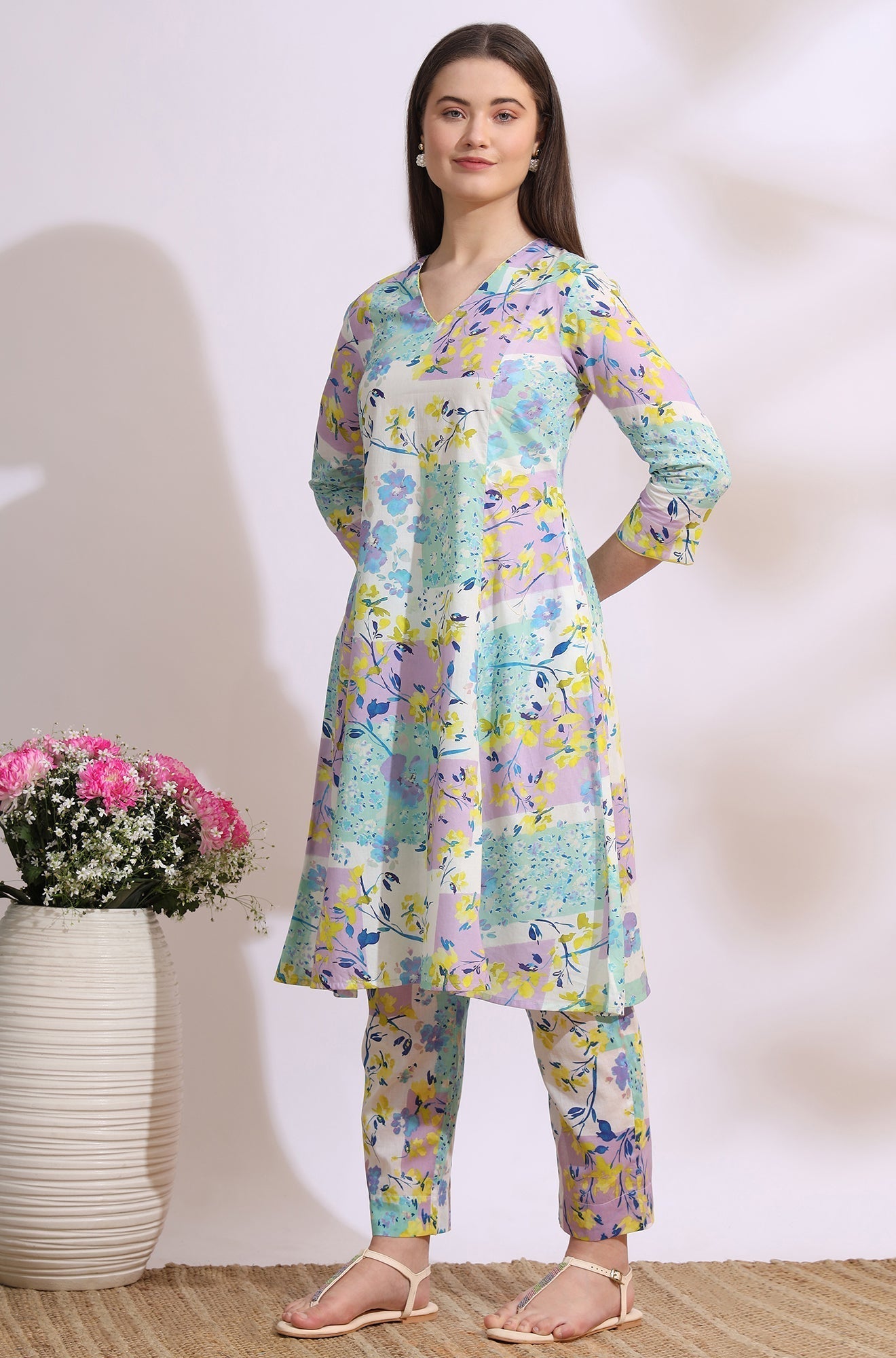 W for Woman White Floral Printed Flared Pure Cotton Kurta and Pants Co-ord Set