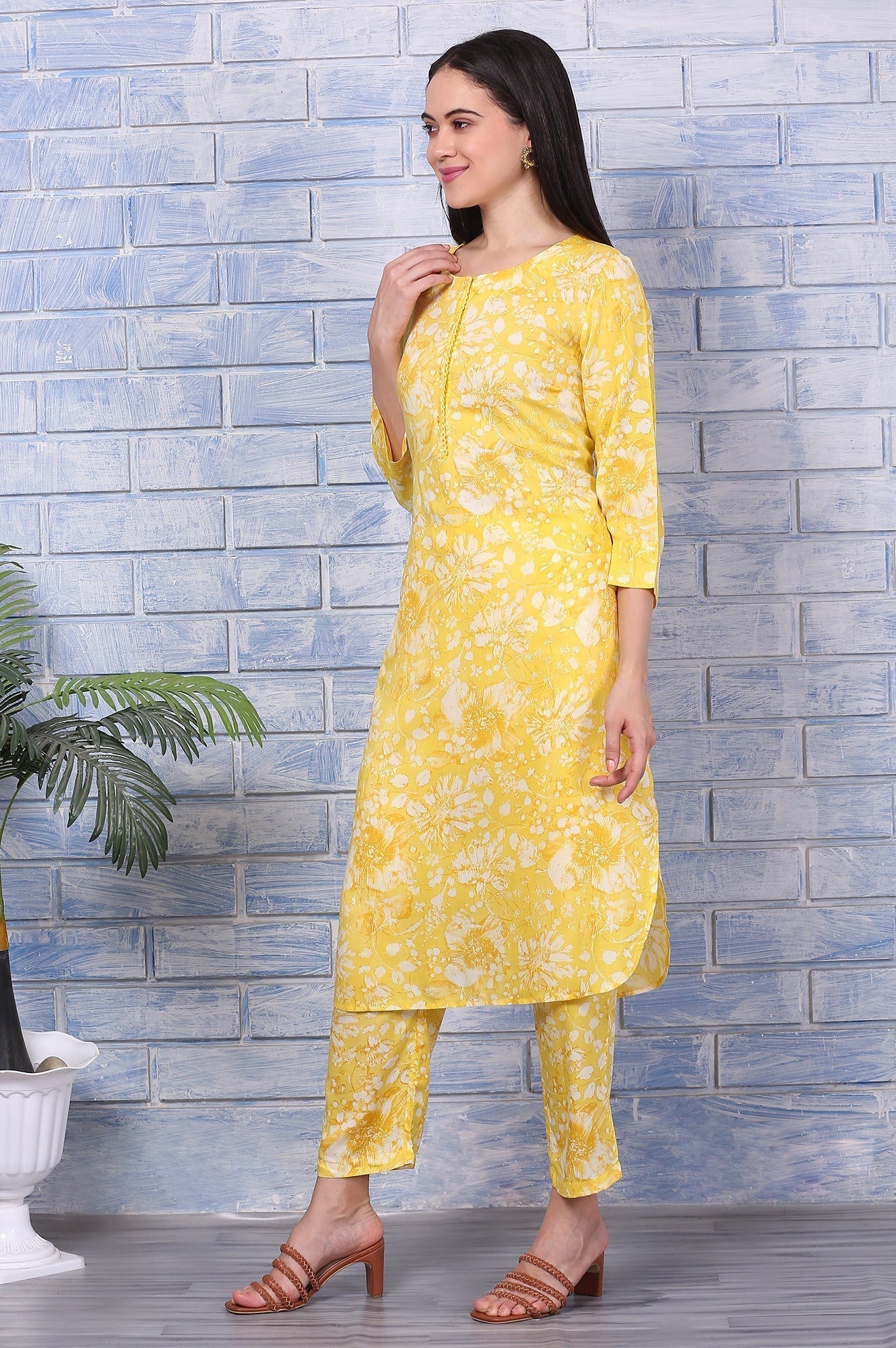 W for Woman Yellow Floral Printed Lace Straight Kurta and Pants Co-ord Set