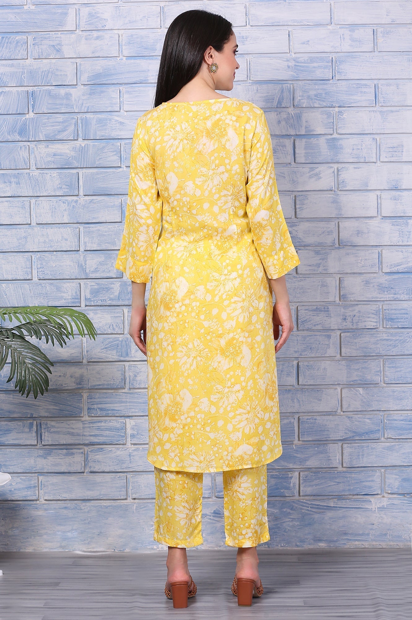 W for Woman Yellow Floral Printed Lace Straight Kurta and Pants Co-ord Set