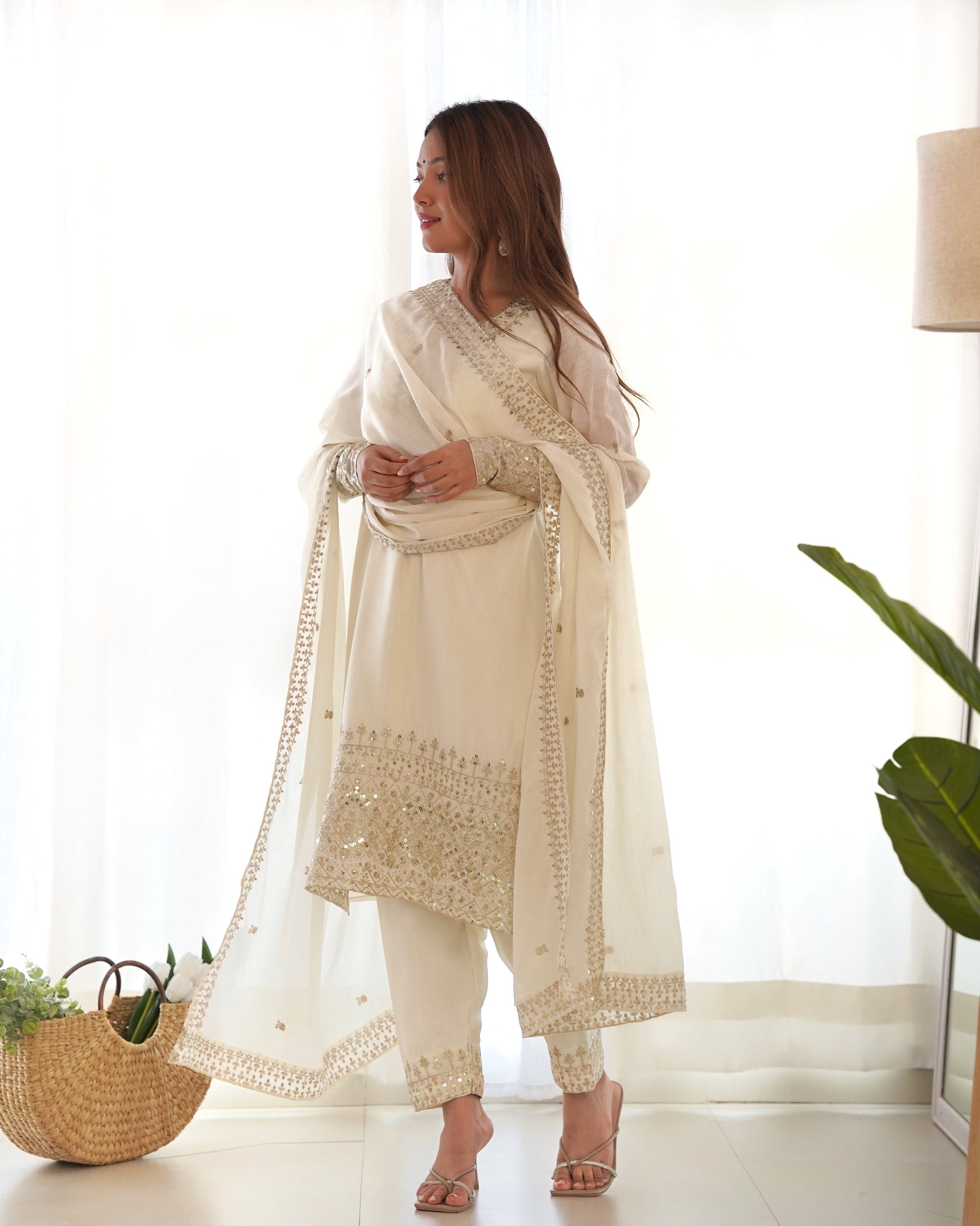 Lorenvalley Chinon Silk Embroidery Sequence zari work Kurta Pant with Dupatta Set - White 