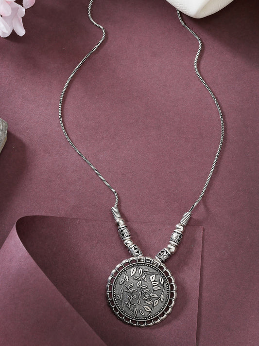 NVR Women's Silver-Toned Circular Shape Pendant with Chain 
