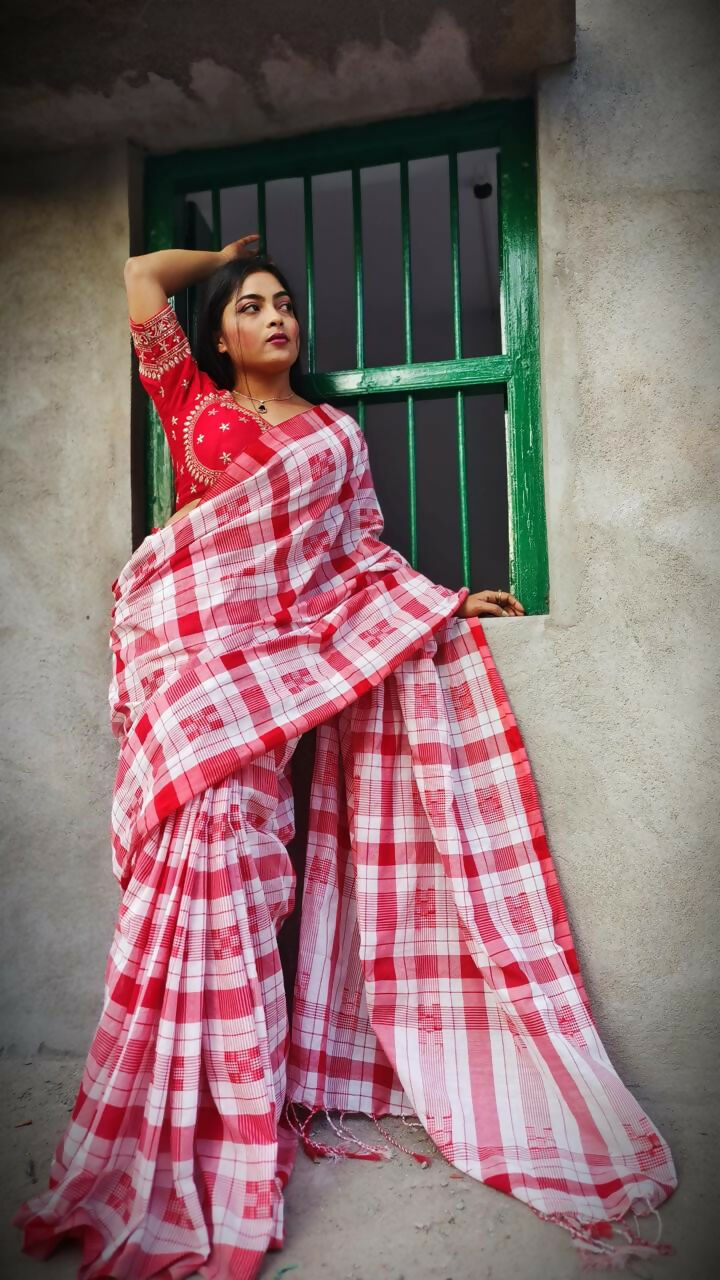 Exclusive Collection Beautiful Check Red Pure Cotton Woven Handloom Grab2Buy With Running Blouse Piece 