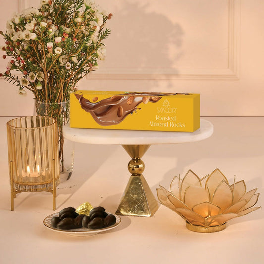 Smoor Roasted Almond Rocks Chocolates | Swadesiicart