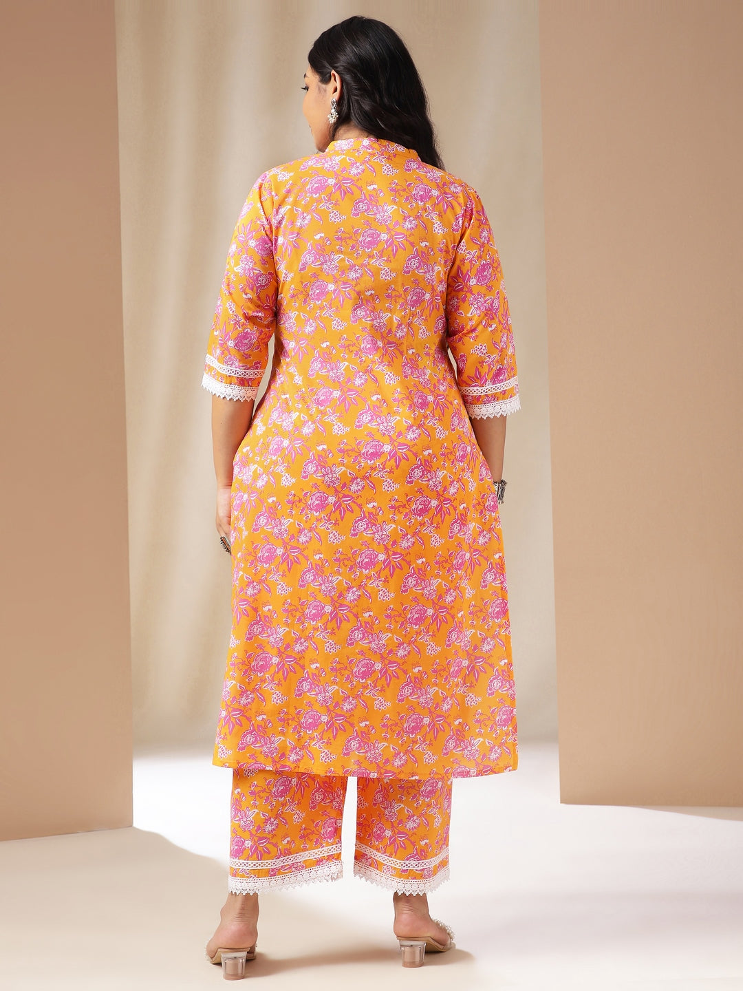Janasya Straight Cambric Orange Floral Band Collar Kurta & Bottom