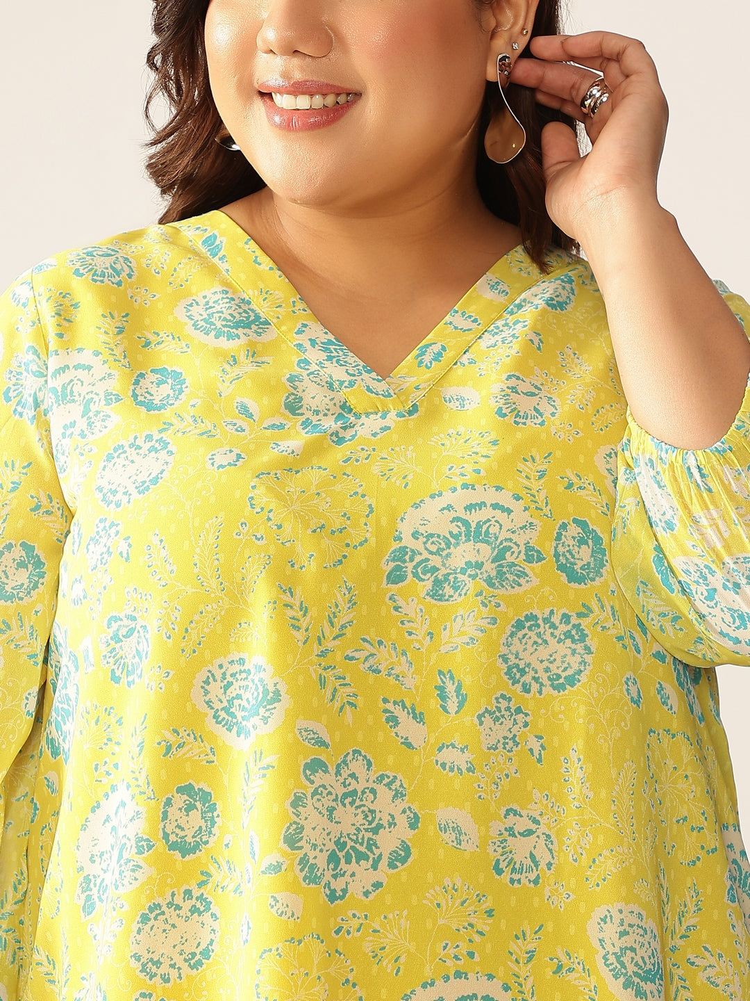 Janasya Bright Georgette Floral A-Line Tunic 