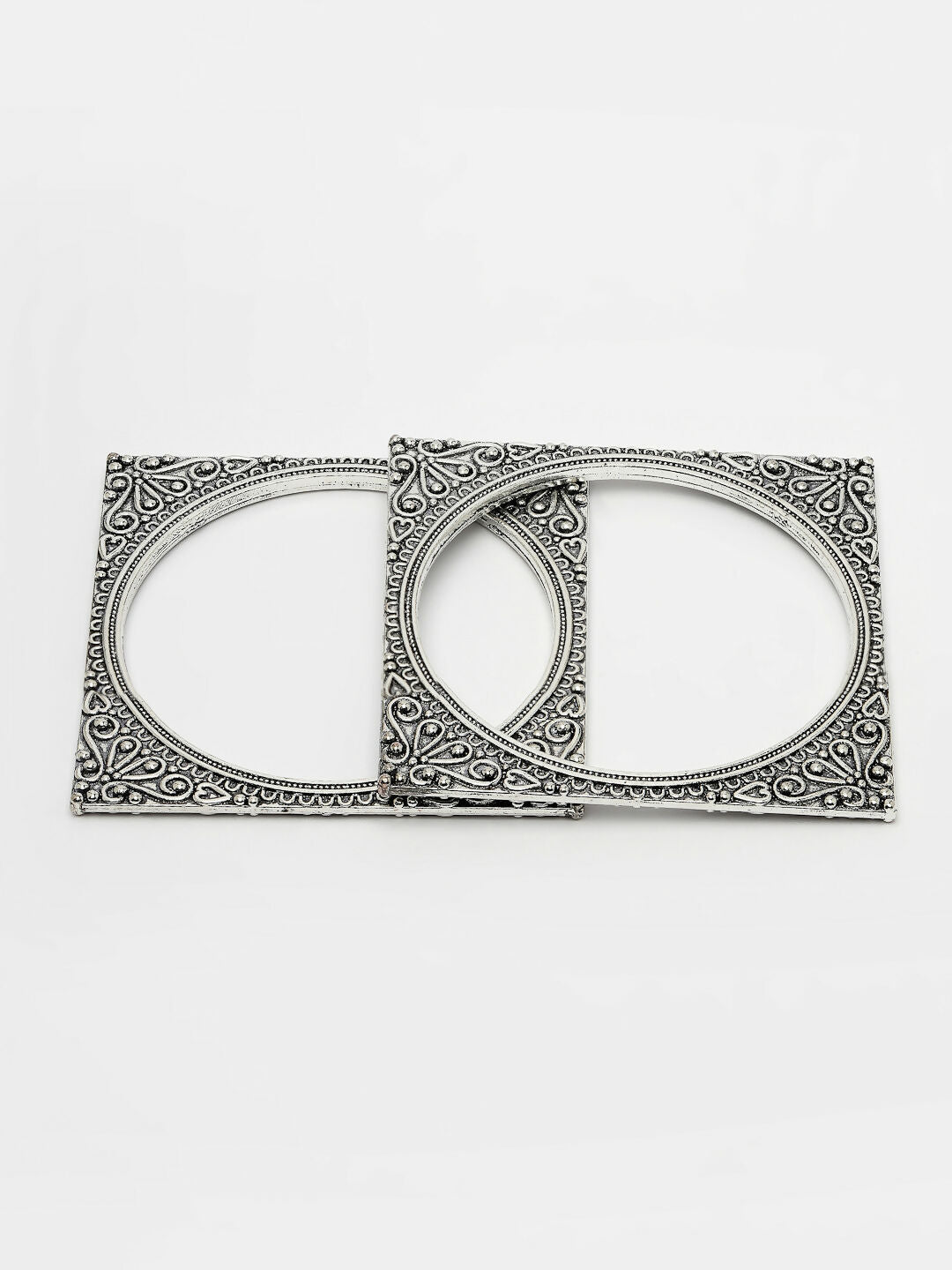 NVR Women's Set of 2 Silver-Toned Oxidized Square Shaped Bangles 