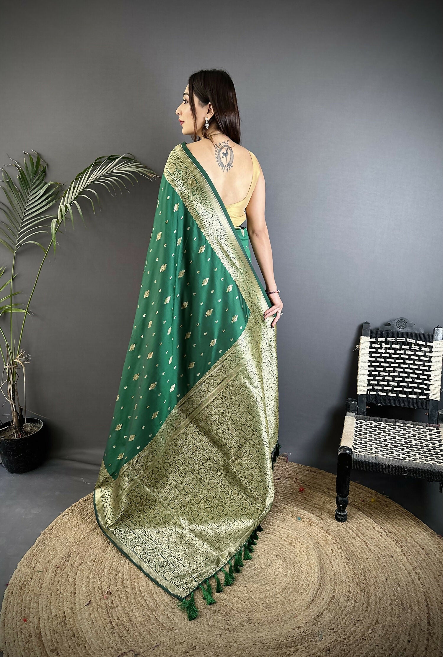 Joban Fashion Green Zari Weaving Motif Lichi Silk Banarasi Silk Saree