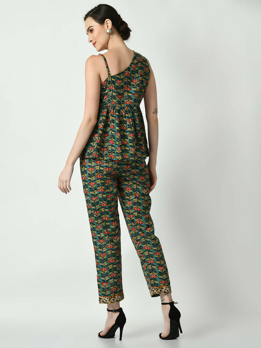 Myshka Women's Green Floral Printed Top