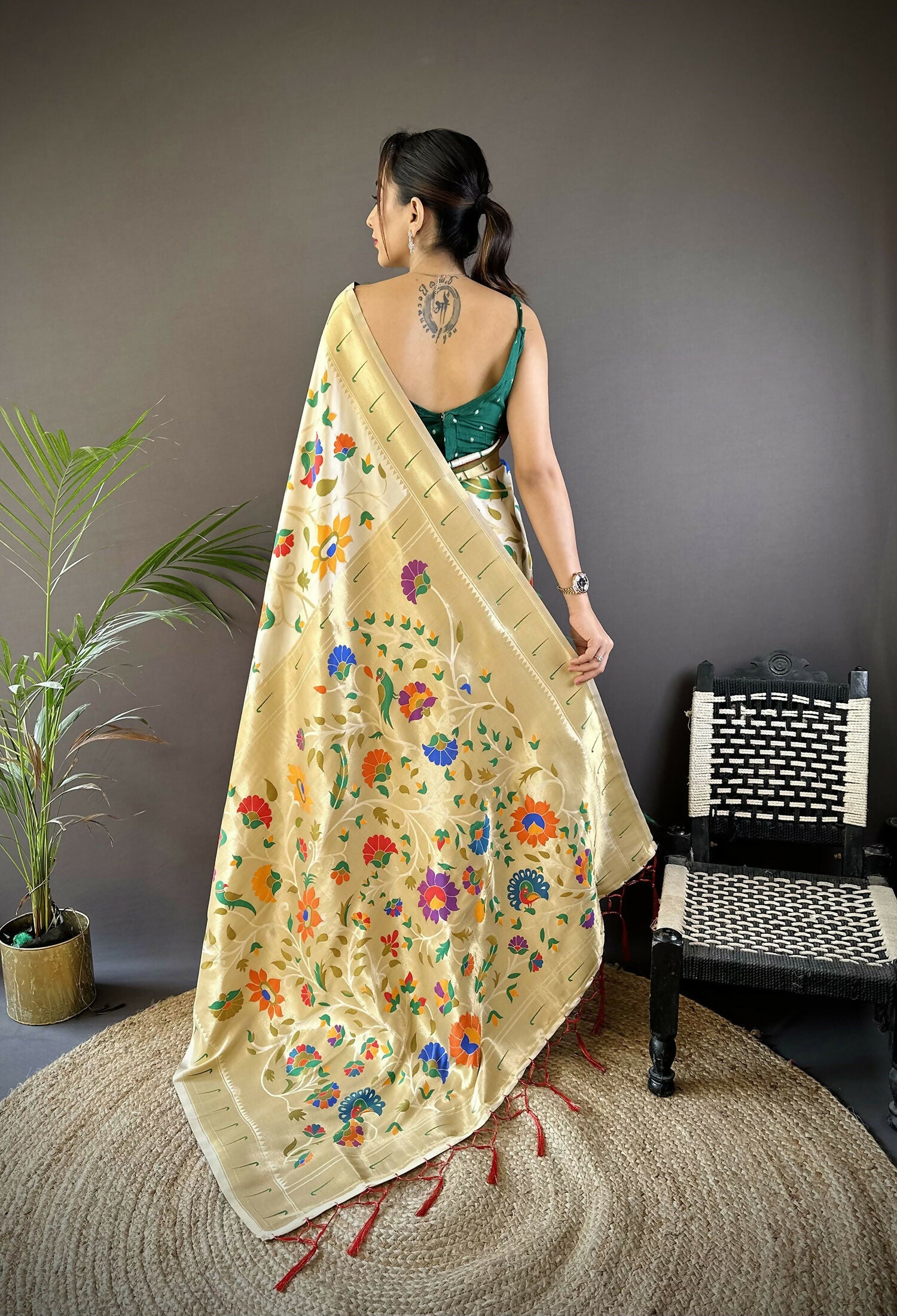 Joban Fashion Off-White  Zari Woven Floral Motifs Soft Silk Paithani Silk Saree