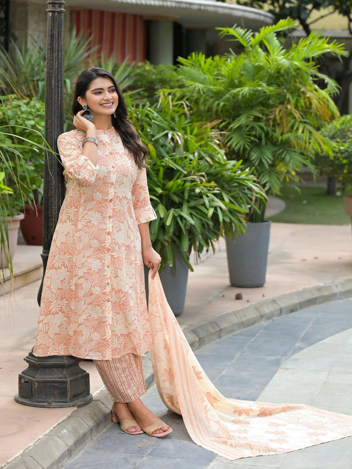 Juniper Women's Brown Floral Printed Cotton Kurta Set With Buttons