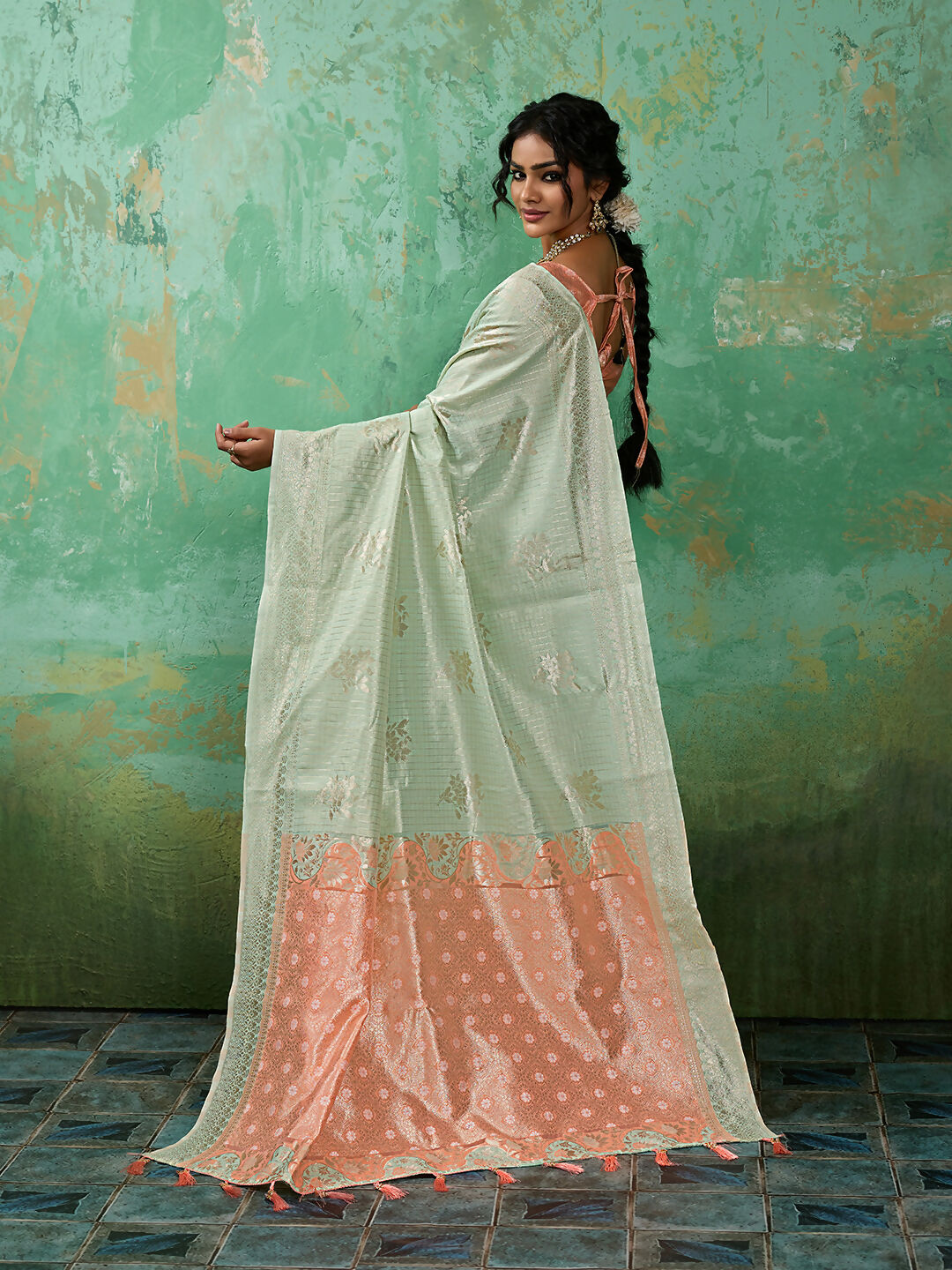 Shree Shyam Fashion Rama Green Linen Cotton Saree