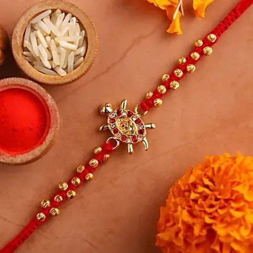 Meru Designer Rakhi And Cashew Jar