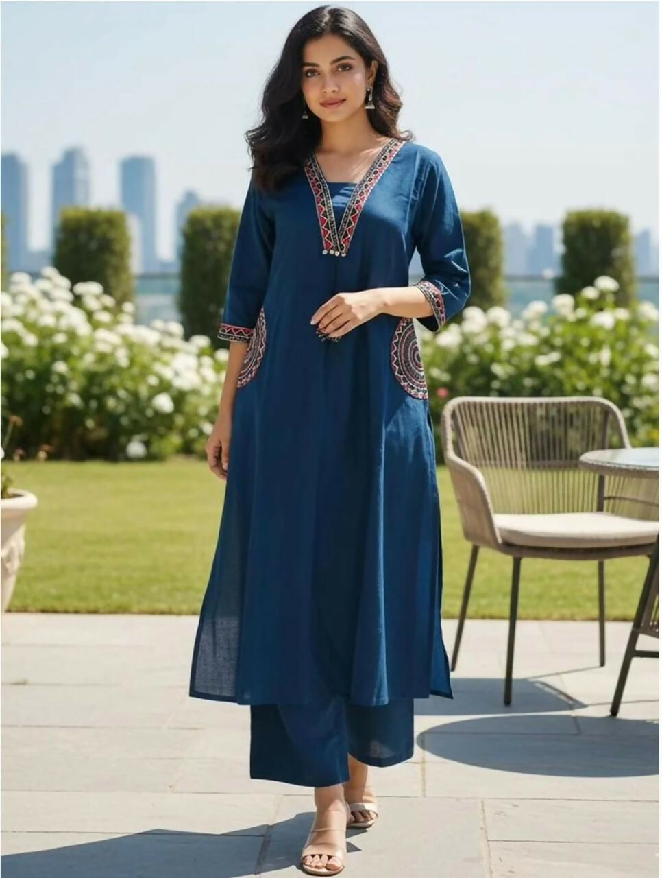 Miravan Womens Blue Straight Kurta With Palazzo Set