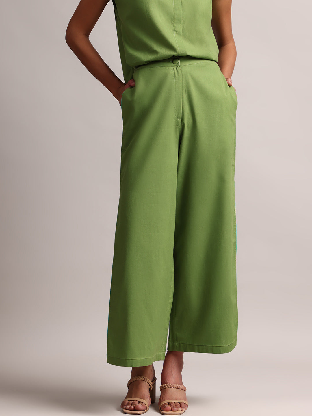 Zaccai Women's Green Cambric Solid Co-Ords 