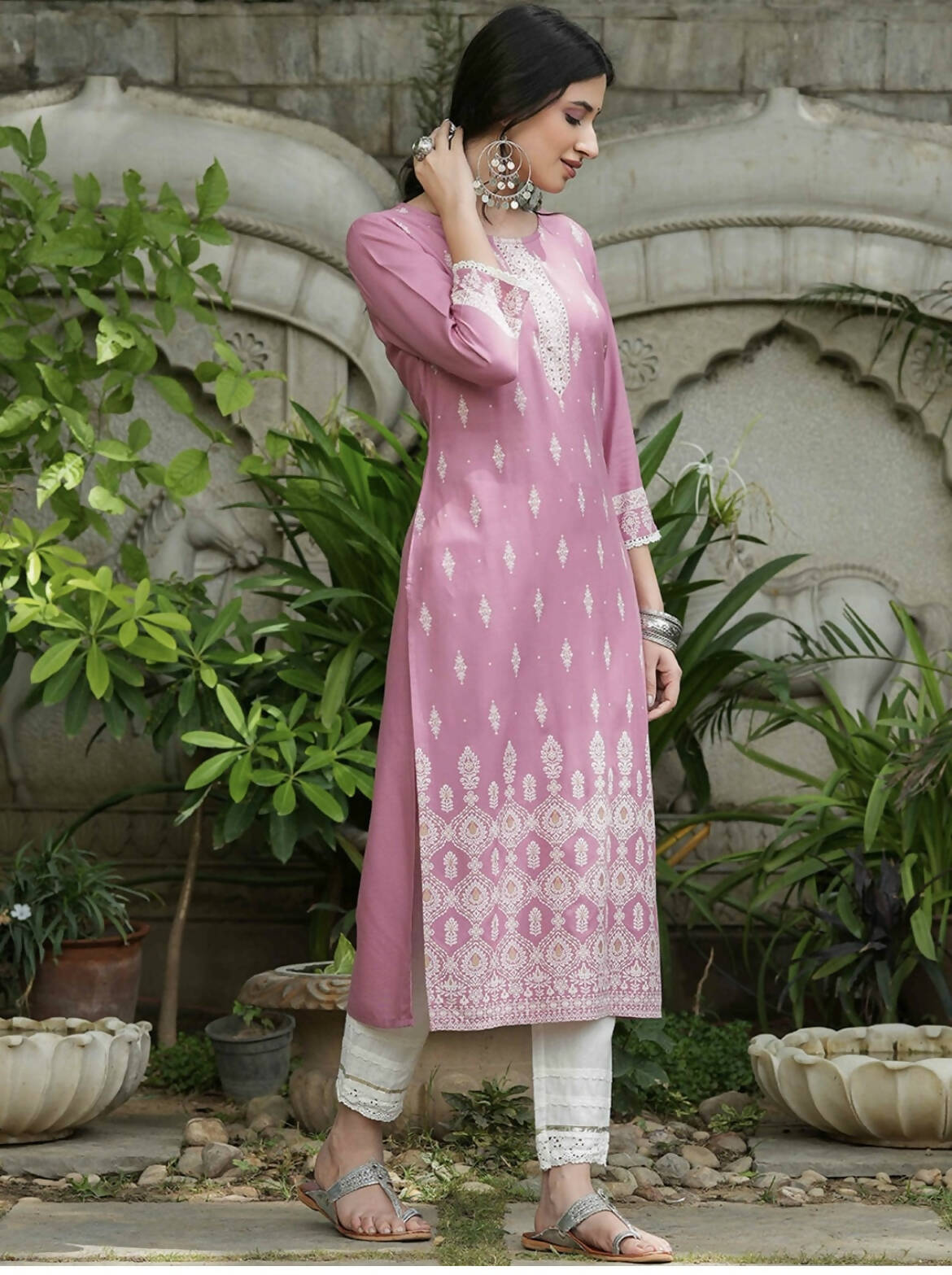 Cheera Embellished Daily Wear Cotton Blend Kurta - Baby Pink - Grab2buy