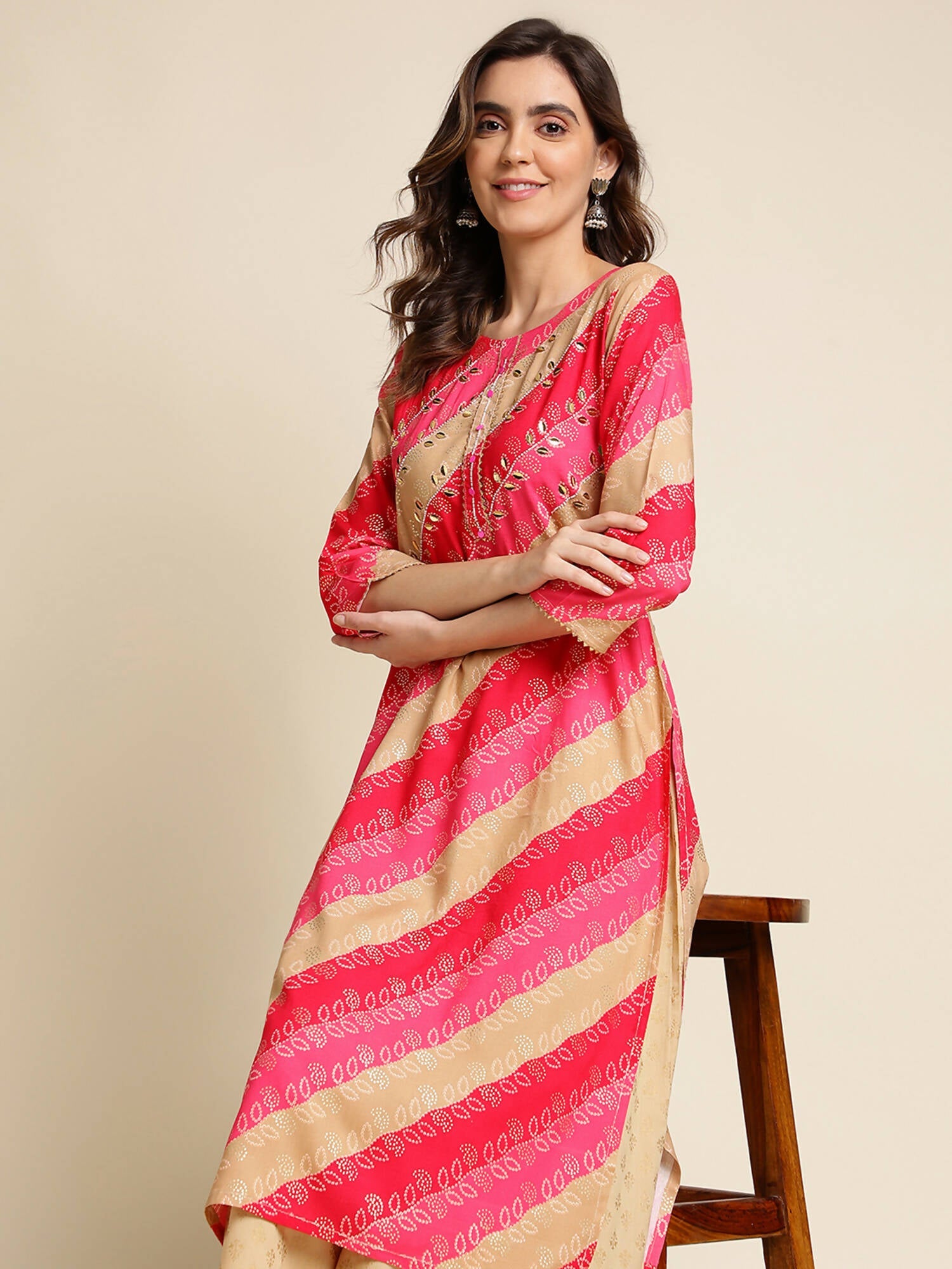 Pink Rayon Floral Printed Straight Fit Kurta - Prasuti