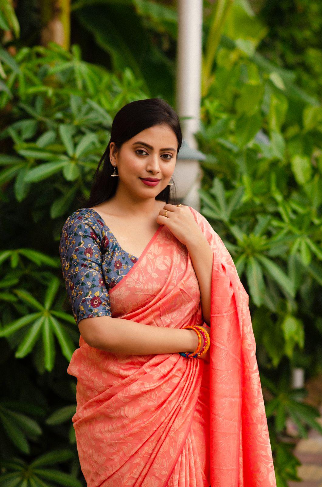 Pink Jute Silk Woven Design Saree with Unstitched Blouse - A2M