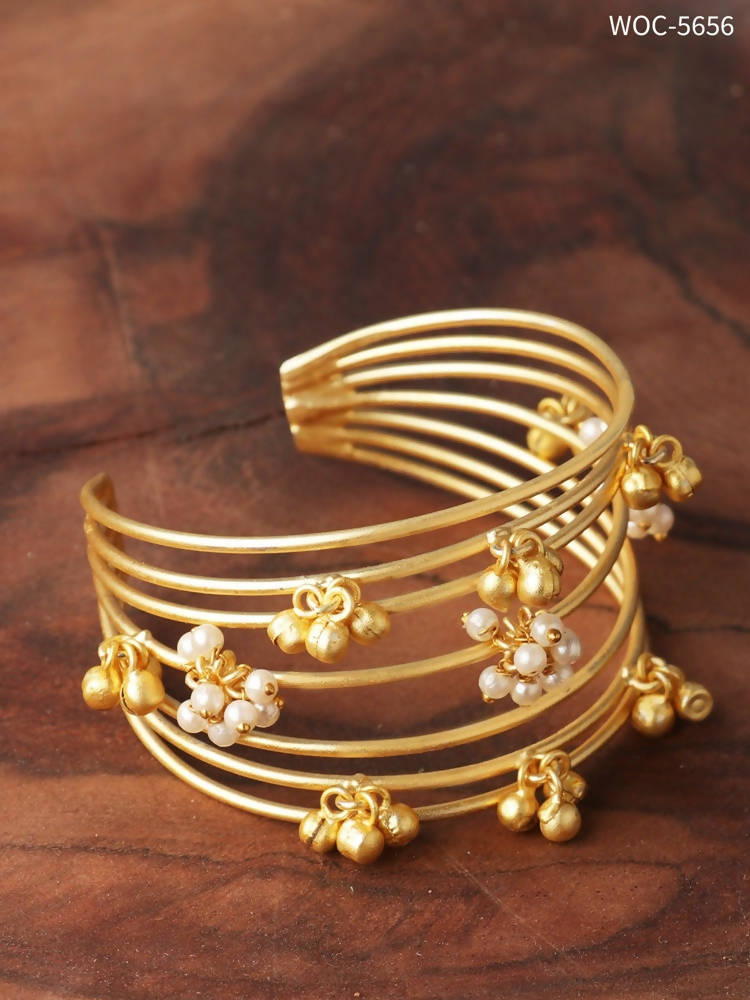 Mominos Fashion Johar Kamal Matt Golden Ghungroo Bracelet 
