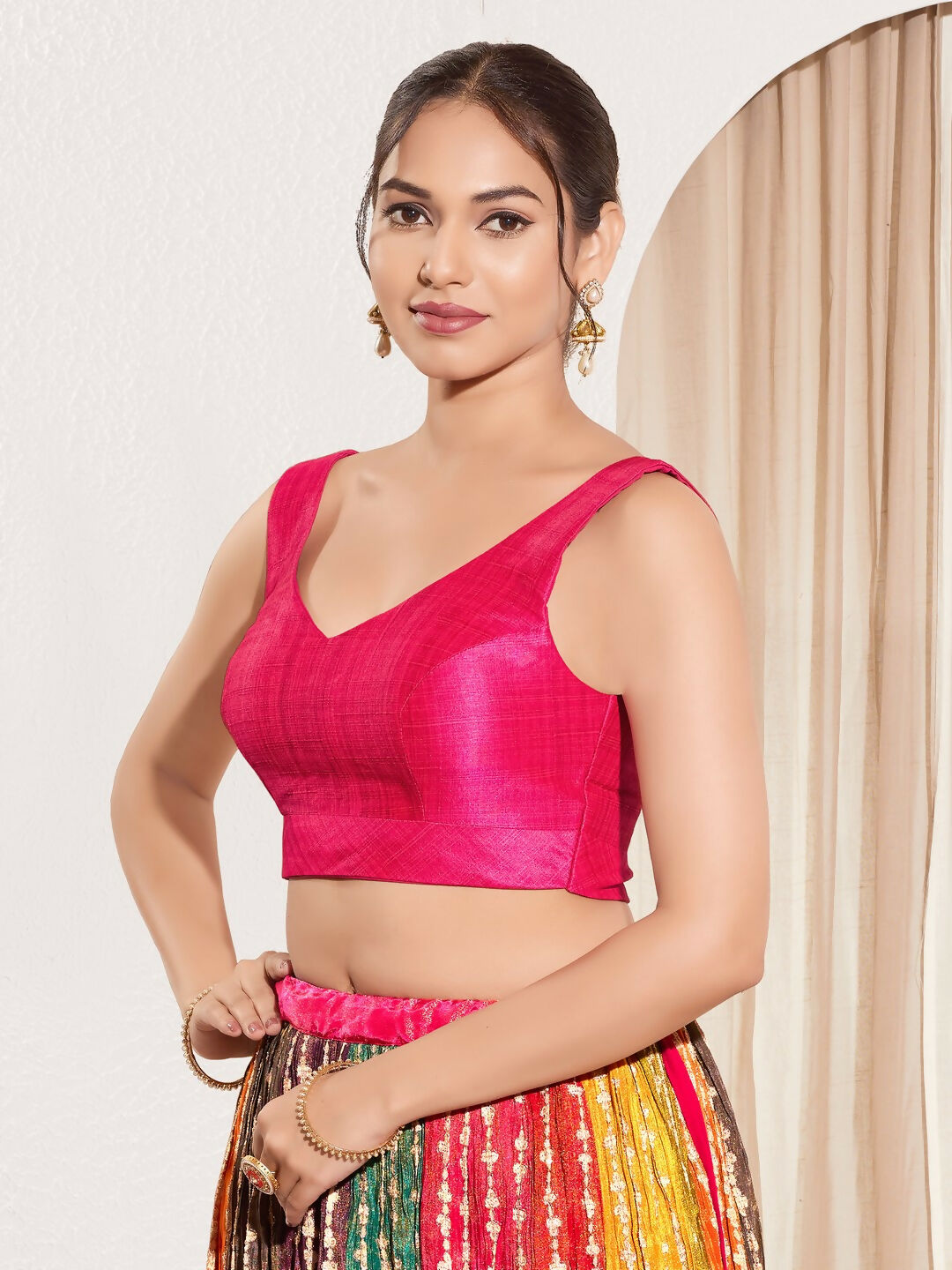 Joban Fashion Dark Pink Mulberry Silk Padded Blouse With Round Neck Sleeveless