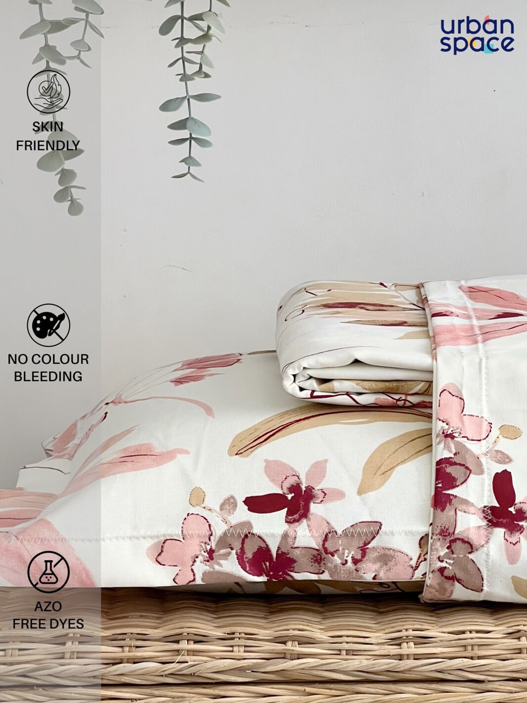 URBAN SPACE Serene White Floral Printed 200 TC Pure Cotton Bedsheet & Pillow Covers 