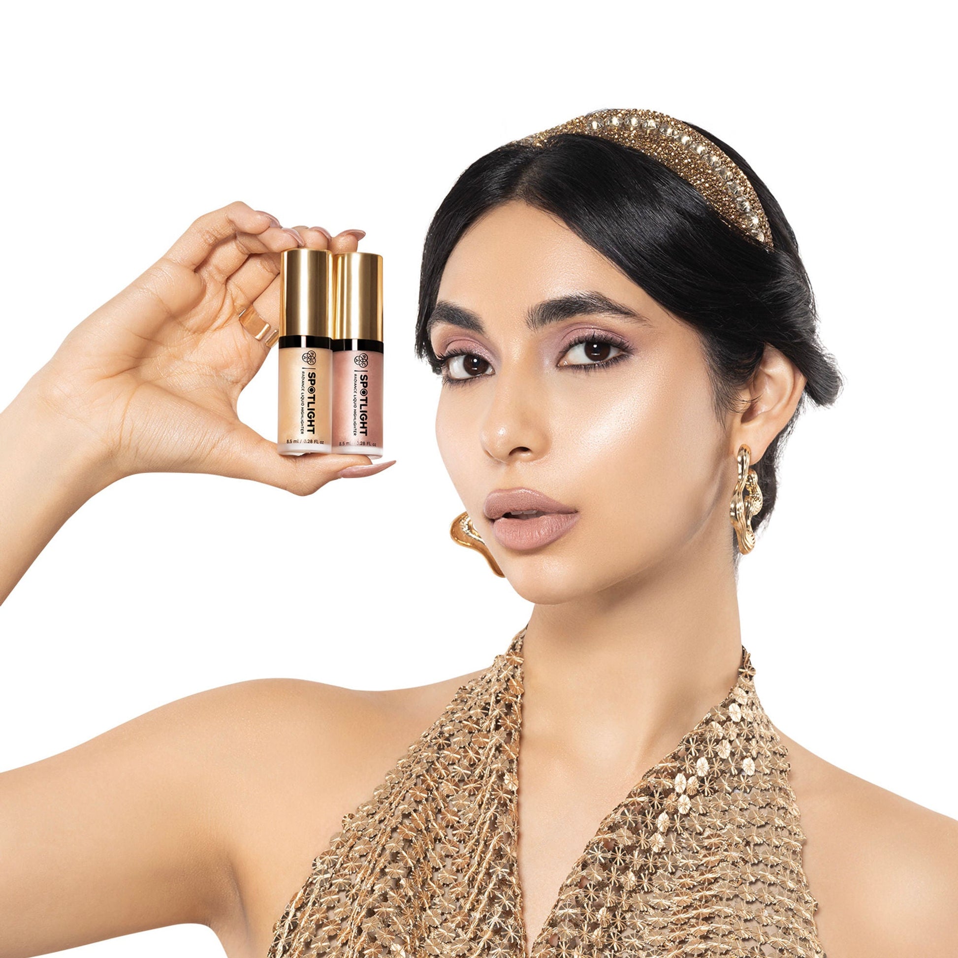 PAC Studio Spotlight Radiance Liquid Highlighter - Gold