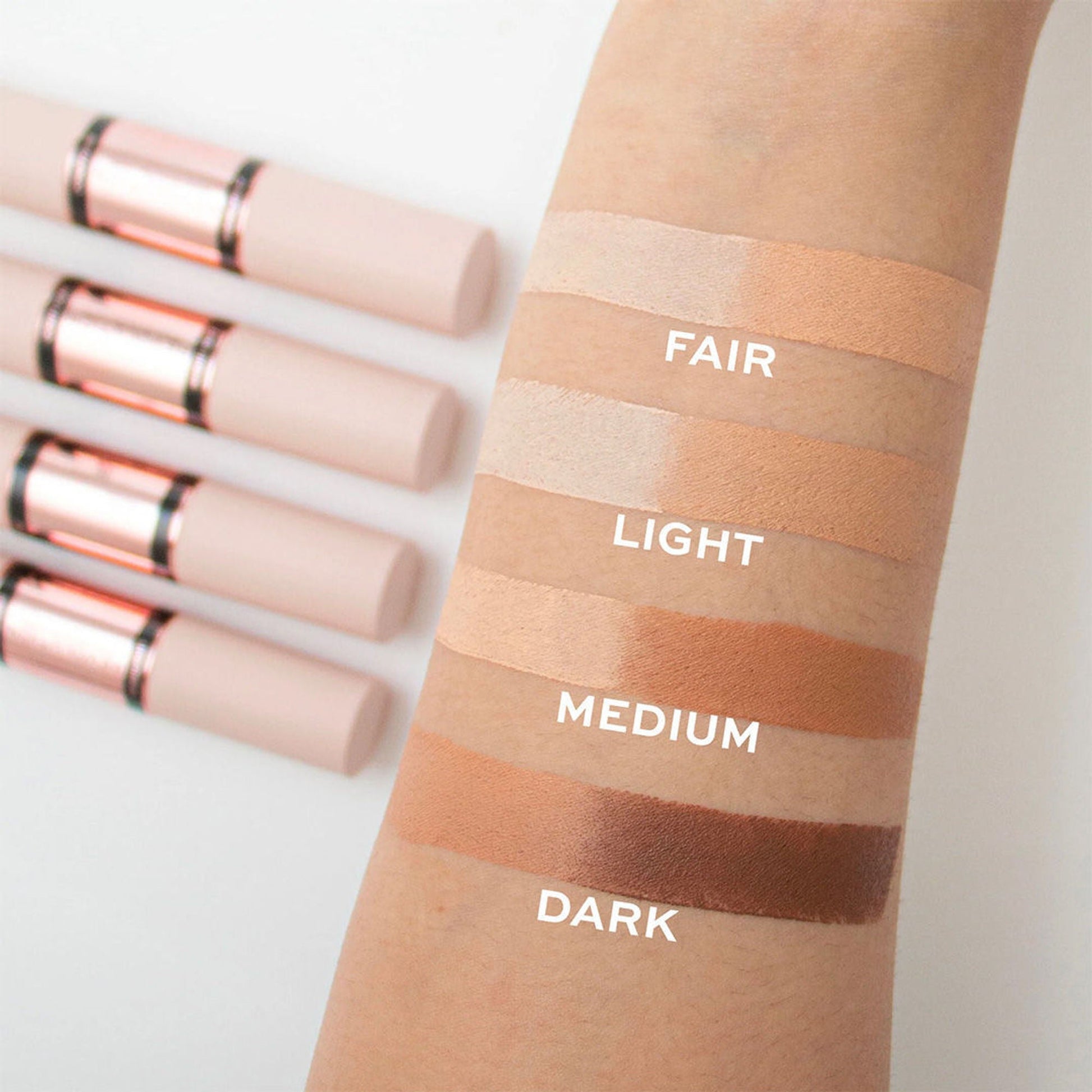 Makeup Revolution Fast Base Contour Stick - Medium